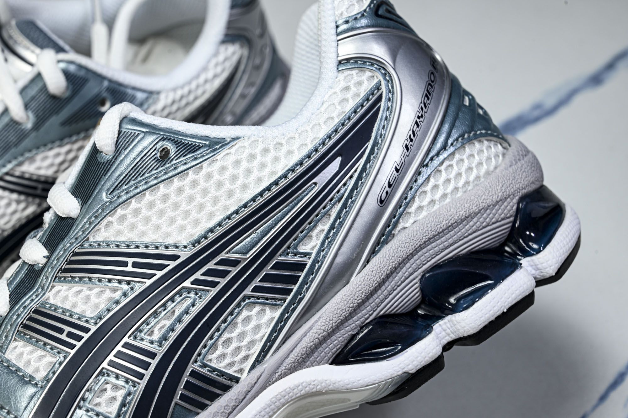外贸平台 Asics Gel-Kayano 14 亚瑟士运动休闲透气专业跑鞋 1203A537-106 #YZ002-2