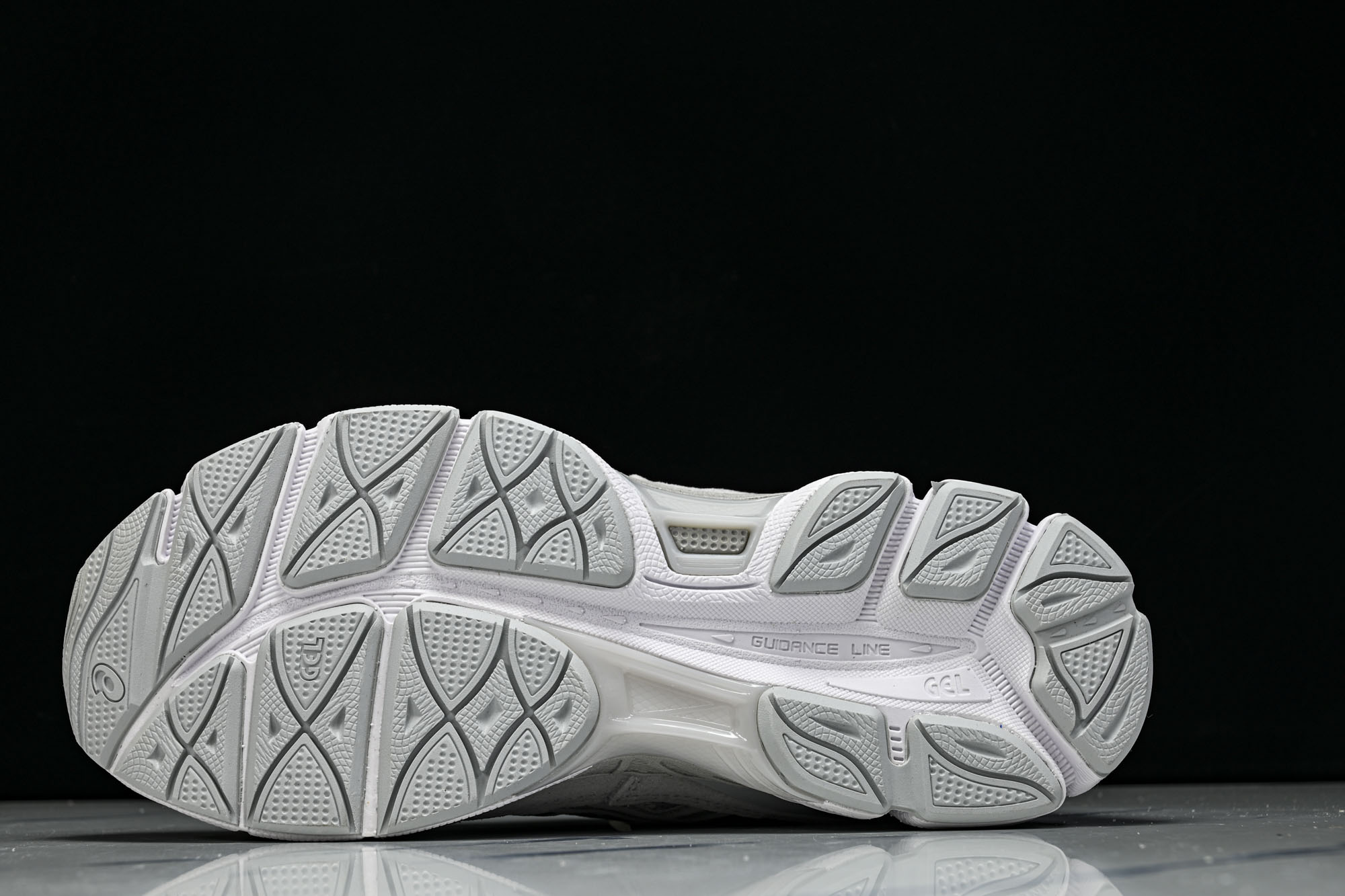 外贸平台 ASICS Gel-NYC Cream Cloud Grey 灰色 1203A663-101 #YZ002-2 外贸平台 ASICS Gel-NYC Cream Cloud Grey 灰色 1203A663-101 #YZ002-2