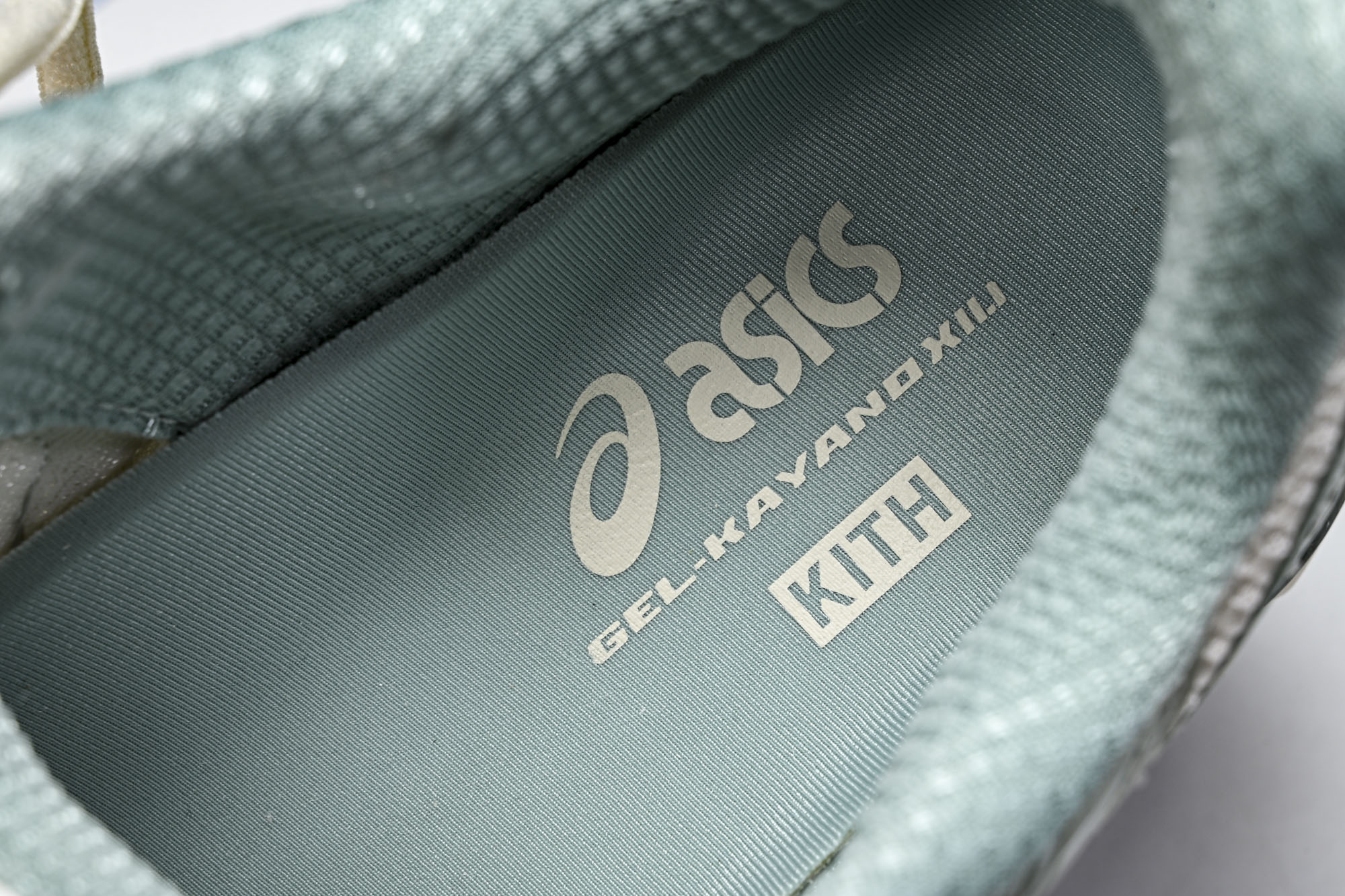ASICS Gel-Kayano 12.1 Kith Cream Sage 浅绿白 1203A675-100 #YZ00