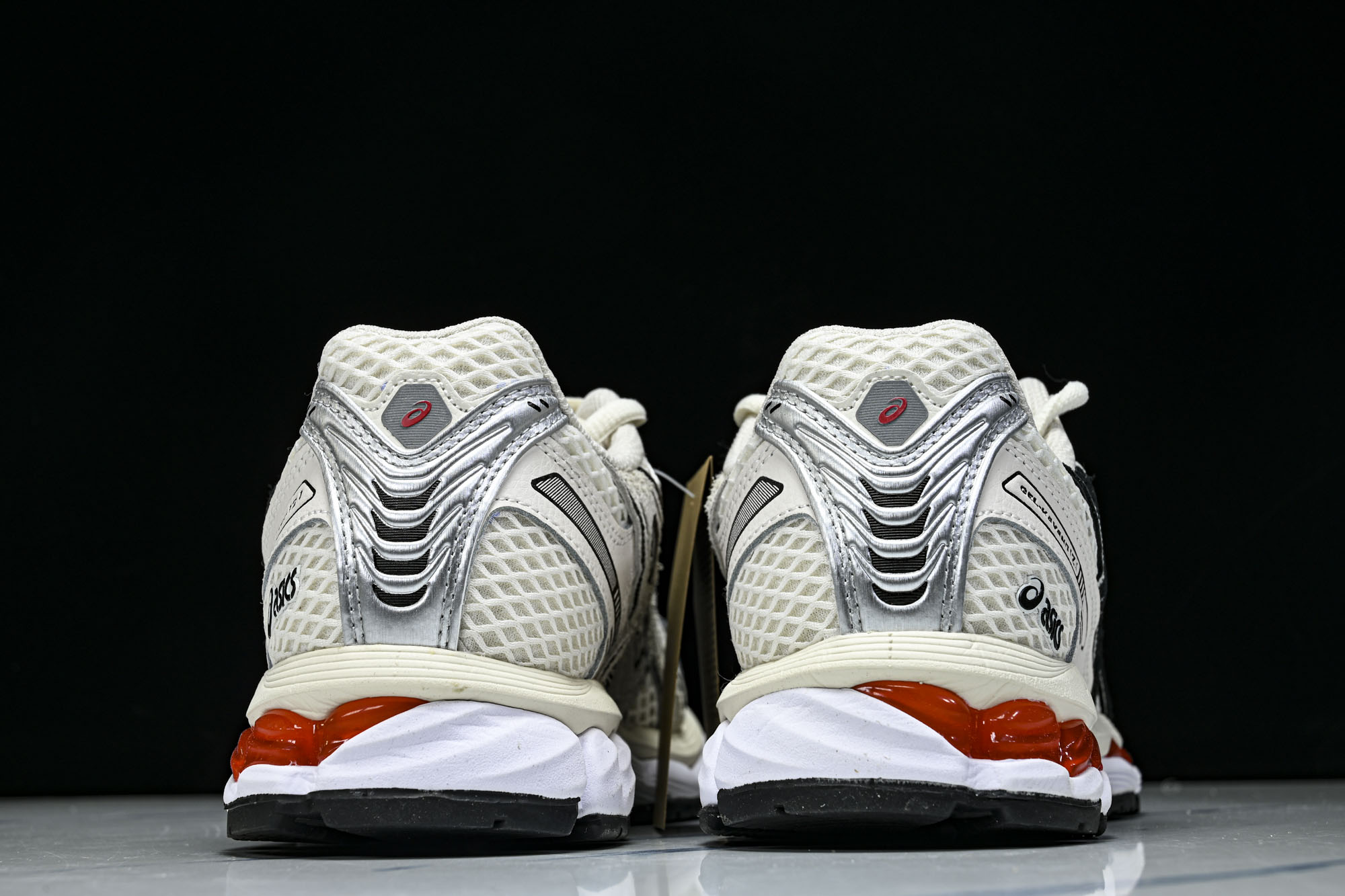 ASICS Gel-Kayano 12.1 Lapstone & Hammer The Spark 白黑红 1203B1 ASICS Gel-Kayano 12.1 Lapstone & Hammer The Spark 白黑红 1203B1