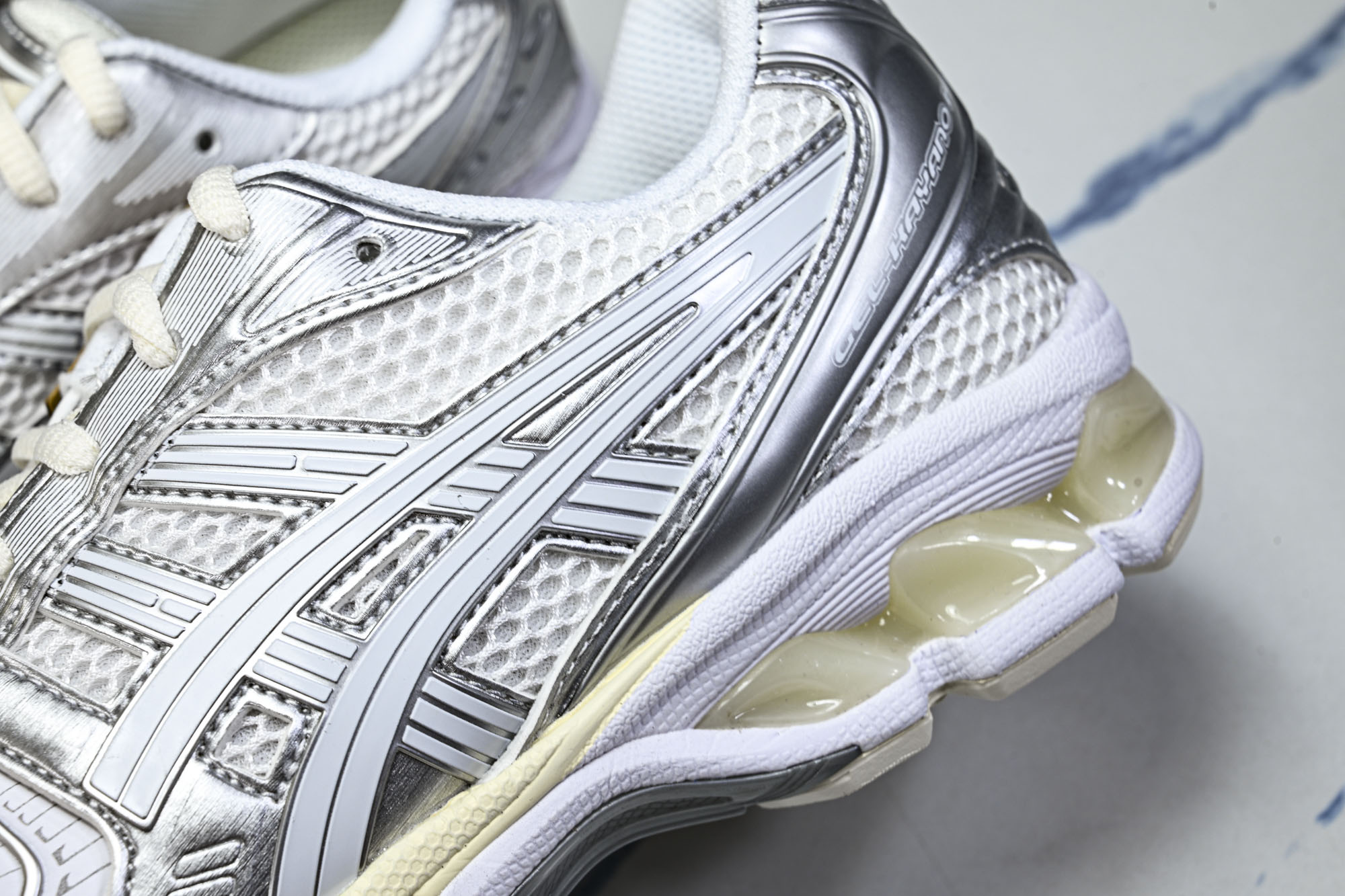 Asics Gel-Kayano 14 亚瑟士运动休闲透气专业跑鞋1201A457-100 #YZ002-2 纯原 1: Asics Gel-Kayano 14 亚瑟士运动休闲透气专业跑鞋1201A457-100 #YZ002-2 纯原 1: