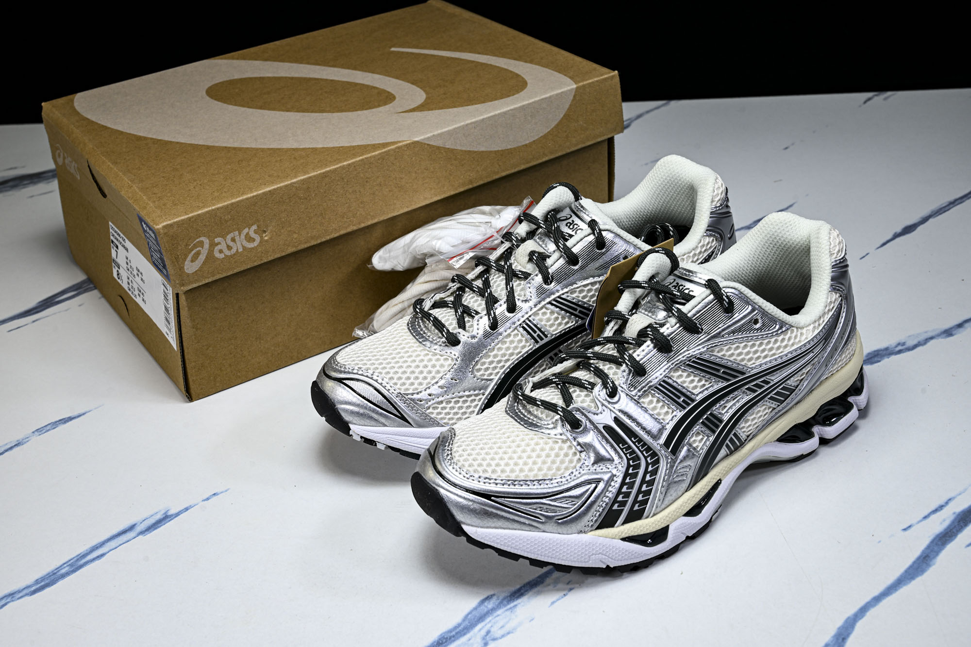 Asics Gel-Kayano 14 亚瑟士运动休闲透气专业跑鞋1203A566-100 #YZ002-2 纯原 1: Asics Gel-Kayano 14 亚瑟士运动休闲透气专业跑鞋1203A566-100 #YZ002-2 纯原 1: