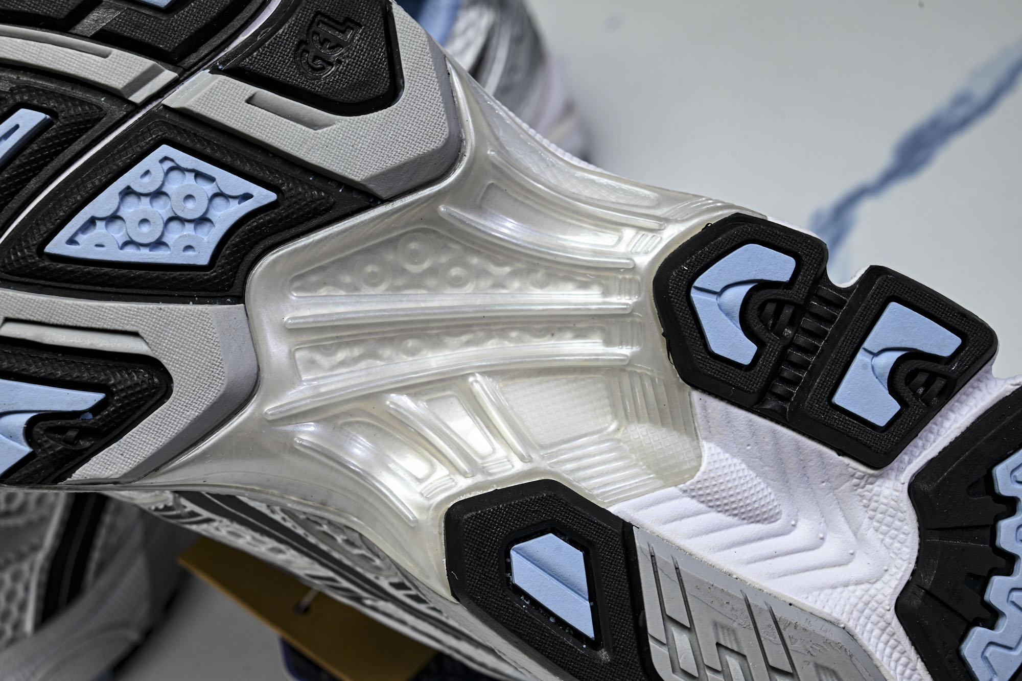 Asics Gel-Kayano 14 亚瑟士运动休闲透气专业跑鞋1203A961-101 #YZ002-2 纯原 1: