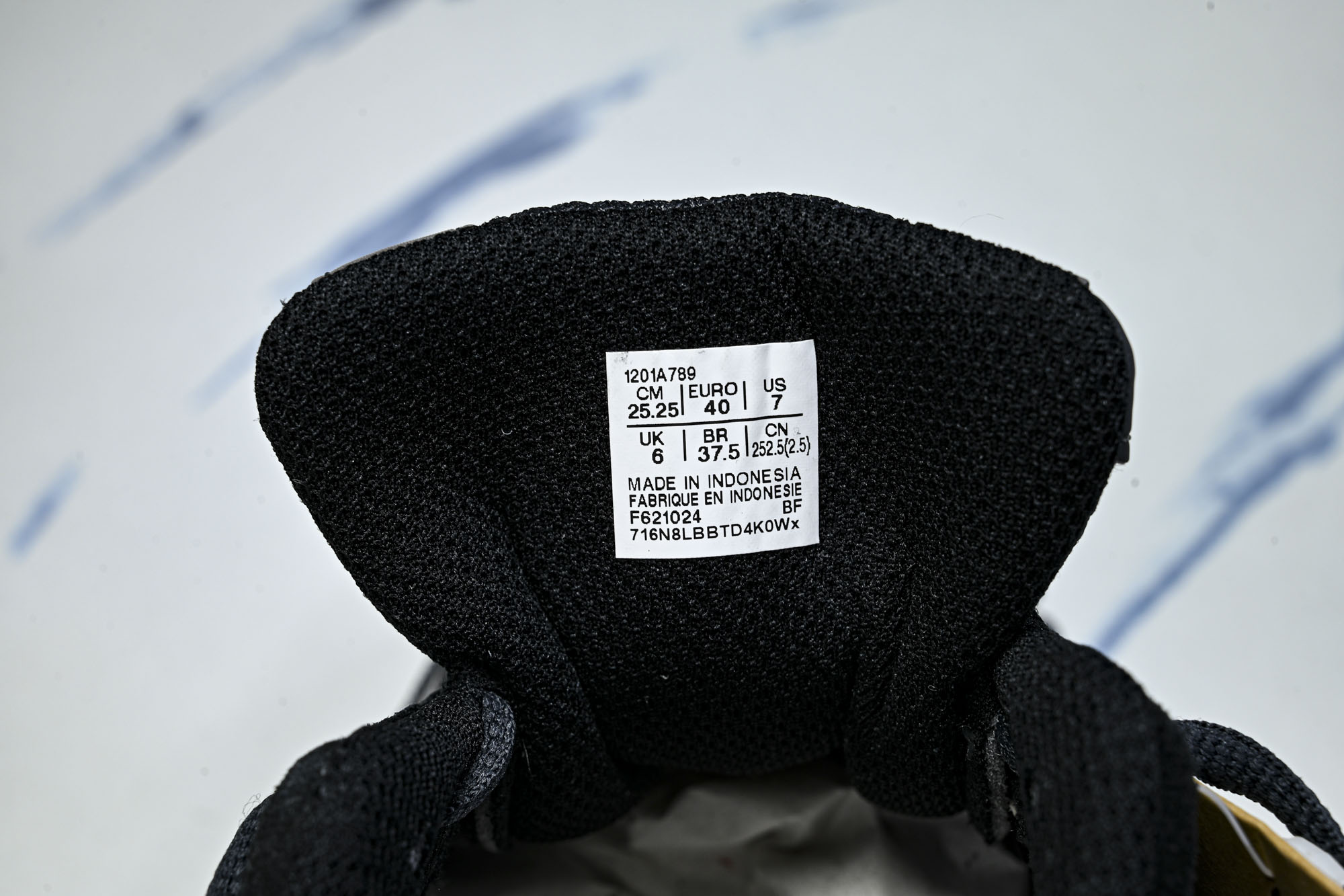 ASICS Gel-NYC Graphite Grey Black 黑灰 1201A789-020 #YZ002-2 纯 ASICS Gel-NYC Graphite Grey Black 黑灰 1201A789-020 #YZ002-2 纯