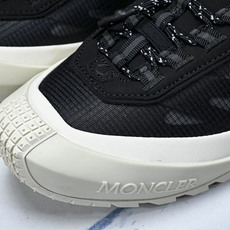 新品 Moncler盟可睐 TrailgriPLP男士牛皮革运动鞋 #YZ024 鞋身采用Cordura防撕裂尼龙/Go 新品 Moncler盟可睐 TrailgriPLP男士牛皮革运动鞋 #YZ024 鞋身采用Cordura防撕裂尼龙/Go