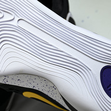 Nike Kobe 9 Elite Low 科比9代 低帮实战篮球鞋IH1401-002 #YZ001-1 40 40. Nike Kobe 9 Elite Low 科比9代 低帮实战篮球鞋IH1401-002 #YZ001-1 40 40.