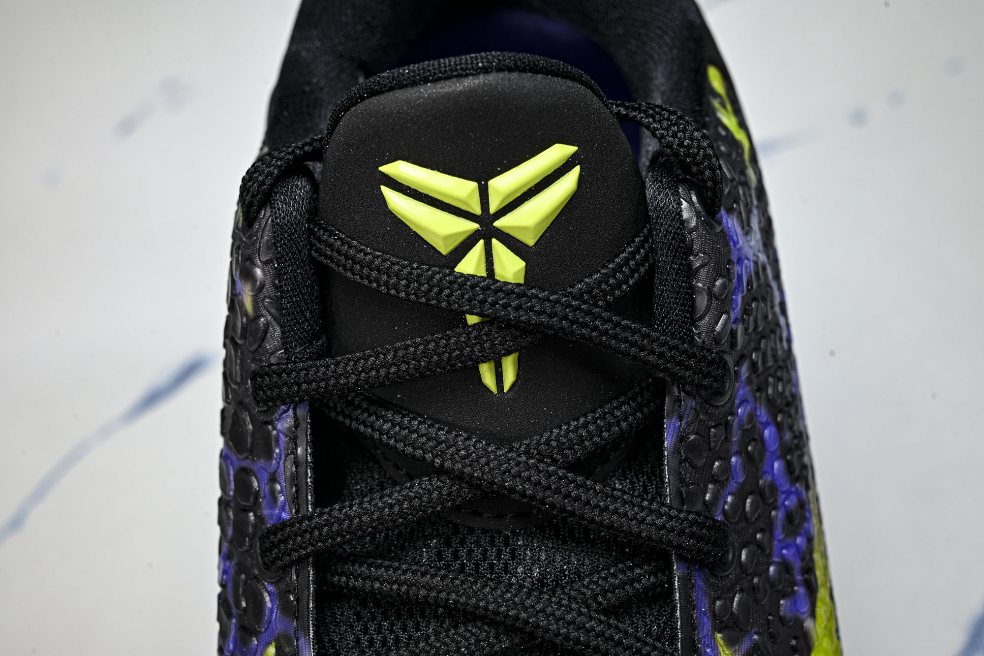 Nike Zoom Kobe 6 Chaos 科比6 男子实战篮球鞋IQ6261-001 #YZ001 40 40.5 Nike Zoom Kobe 6 Chaos 科比6 男子实战篮球鞋IQ6261-001 #YZ001 40 40.5