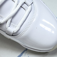 Comme des Garçons × Jordan Air Jordan 11 白色 IV7639-100 #YZ02 Comme des Garçons × Jordan Air Jordan 11 白色 IV7639-100 #YZ02