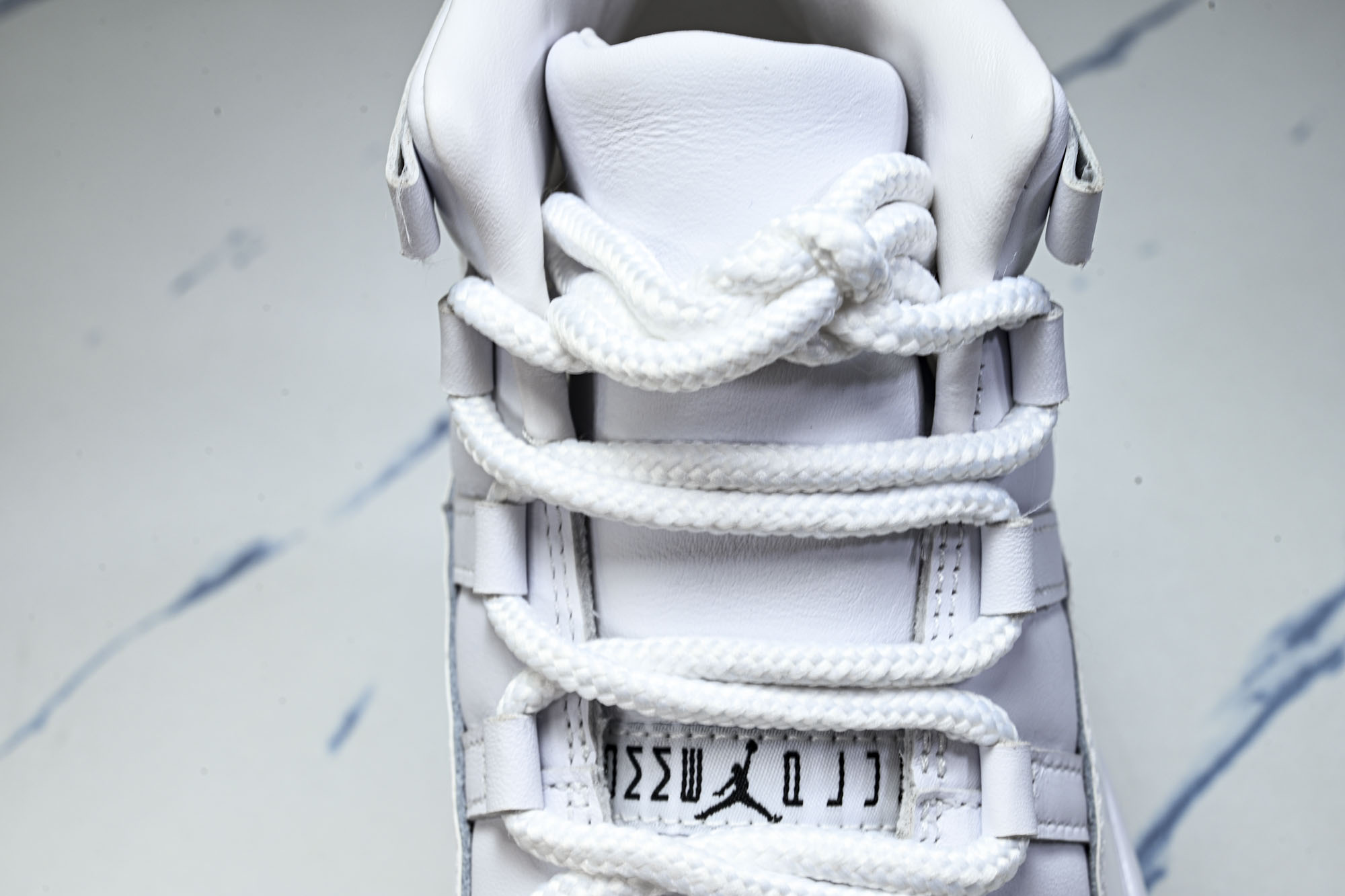 Comme des Garçons × Jordan Air Jordan 11 白色 IV7639-100 #YZ02 Comme des Garçons × Jordan Air Jordan 11 白色 IV7639-100 #YZ02