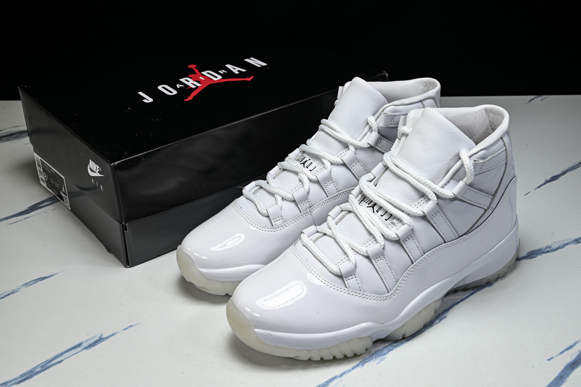 Comme des Garçons × Jordan Air Jordan 11 白色 IV7639-100 #YZ02 Comme des Garçons × Jordan Air Jordan 11 白色 IV7639-100 #YZ02