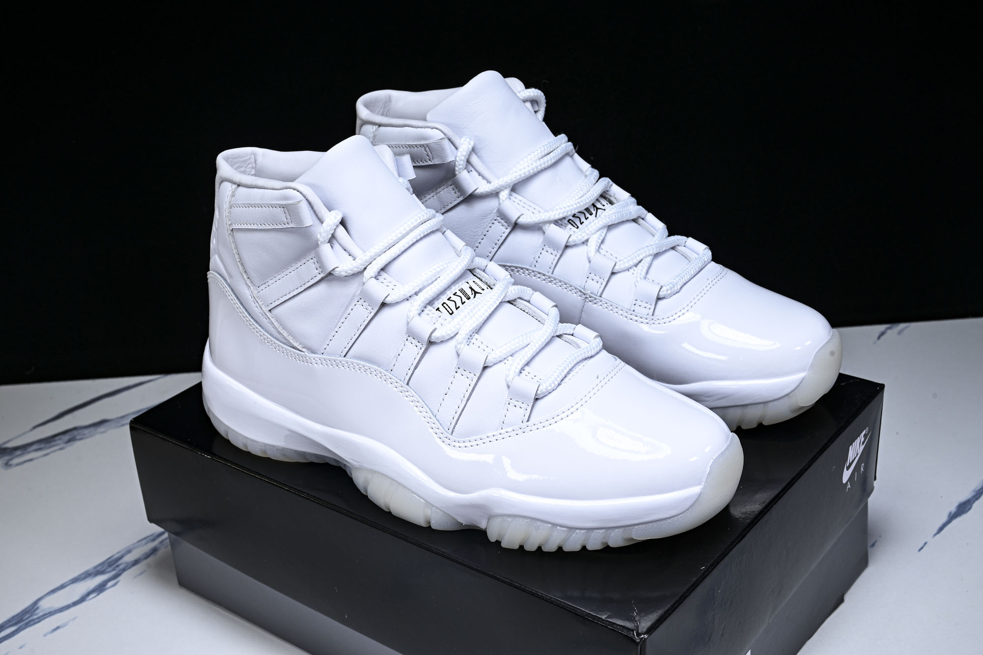 Comme des Garçons × Jordan Air Jordan 11 白色 IV7639-100 #YZ02 Comme des Garçons × Jordan Air Jordan 11 白色 IV7639-100 #YZ02