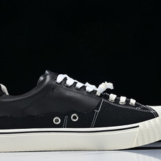 纯原 Maison Margiela New Evolution徽标休闲运动鞋 #YZ010 原版购入开发 做货 鬼才设 纯原 Maison Margiela New Evolution徽标休闲运动鞋 #YZ010 原版购入开发 做货 鬼才设