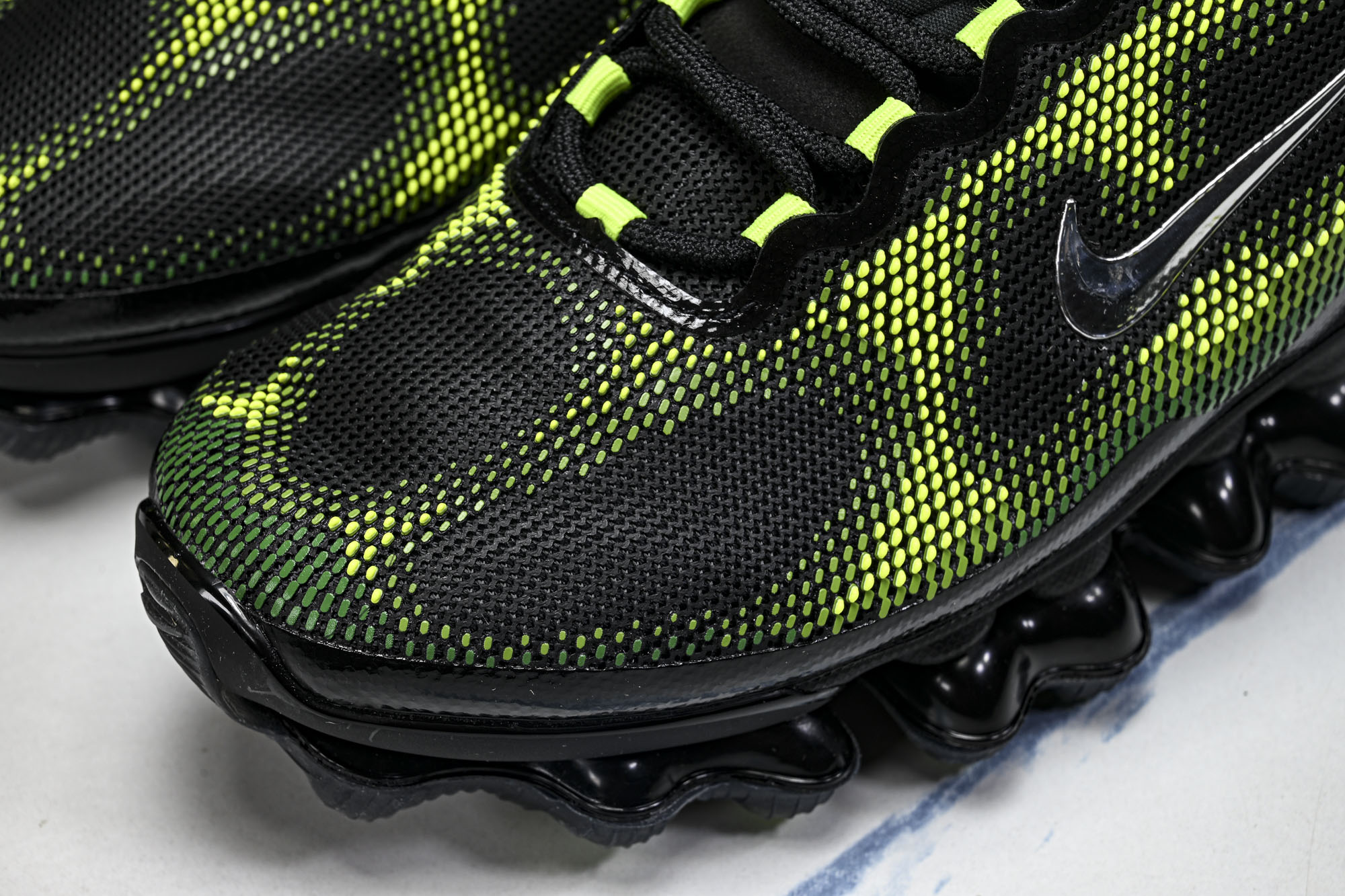 顶级Nike Air Liquid Max 耐克气垫跑步鞋I-001 #YZ000 36 36.5 37.5 38 38 顶级Nike Air Liquid Max 耐克气垫跑步鞋I-001 #YZ000 36 36.5 37.5 38 38