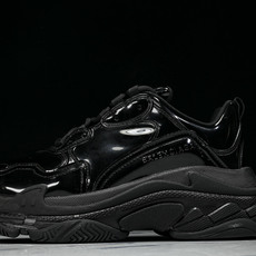 纯原 Balenciaga Triple S 巴黎世家复古老爹鞋 W2PAA-0102 #YZ018-5 原标原盒 最高 纯原 Balenciaga Triple S 巴黎世家复古老爹鞋 W2PAA-0102 #YZ018-5 原标原盒 最高