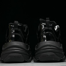 纯原 Balenciaga Triple S 巴黎世家复古老爹鞋 W2PAA-0102 #YZ018-5 原标原盒 最高 纯原 Balenciaga Triple S 巴黎世家复古老爹鞋 W2PAA-0102 #YZ018-5 原标原盒 最高