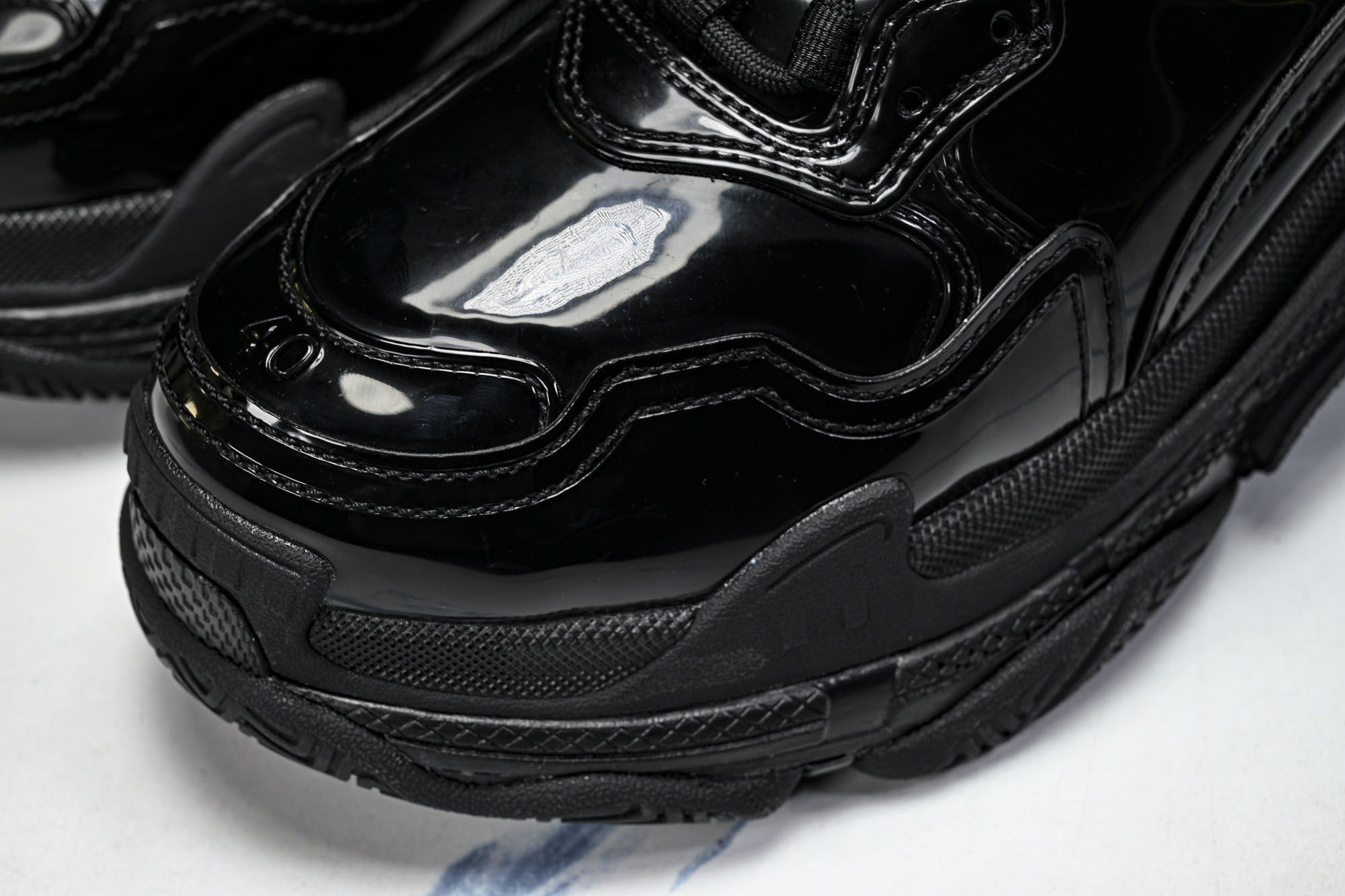纯原 Balenciaga Triple S 巴黎世家复古老爹鞋 W2PAA-0102 #YZ018-5 原标原盒 最高 纯原 Balenciaga Triple S 巴黎世家复古老爹鞋 W2PAA-0102 #YZ018-5 原标原盒 最高