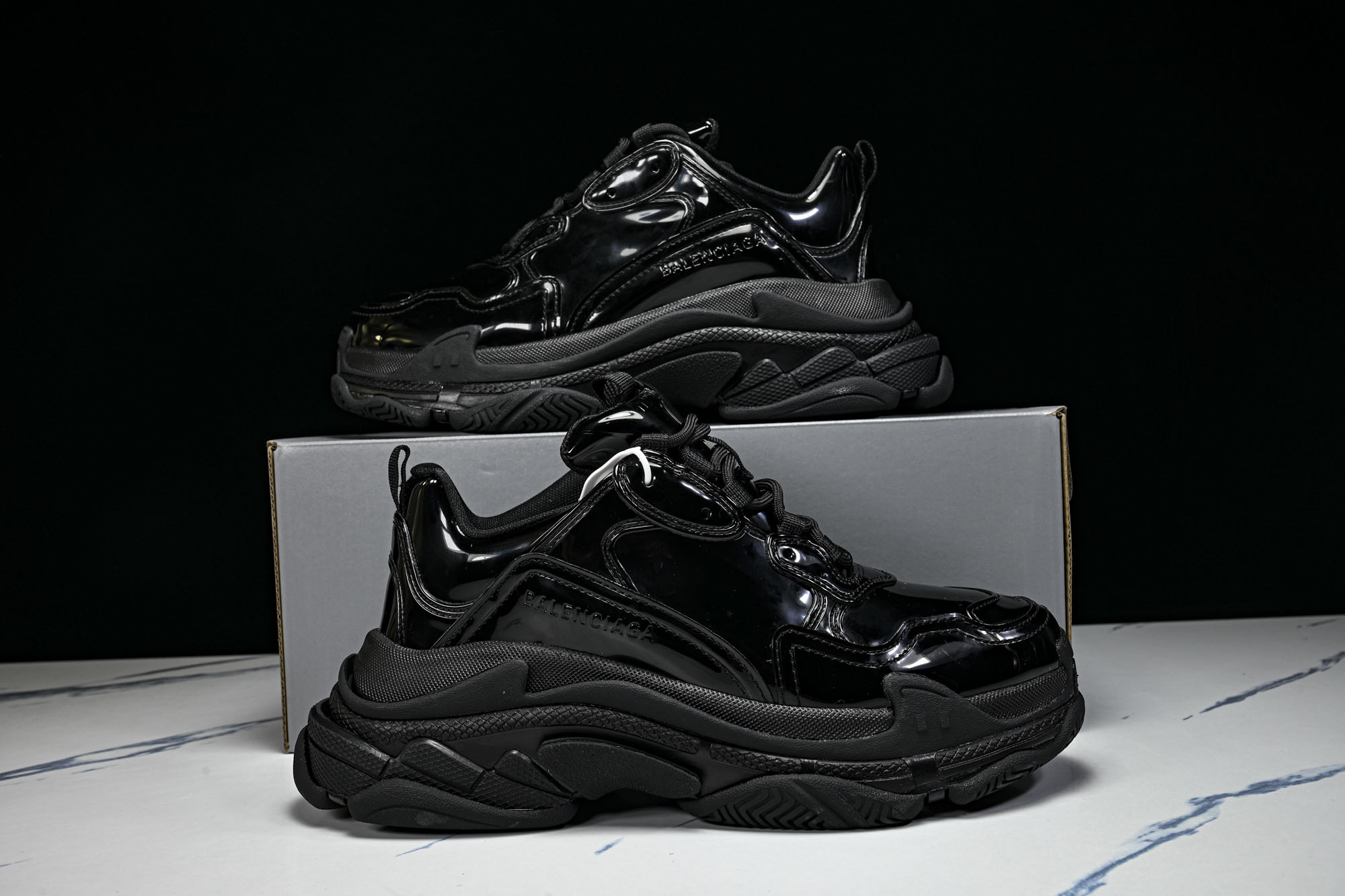 纯原 Balenciaga Triple S 巴黎世家复古老爹鞋 W2PAA-0102 #YZ018-5 原标原盒 最高 纯原 Balenciaga Triple S 巴黎世家复古老爹鞋 W2PAA-0102 #YZ018-5 原标原盒 最高
