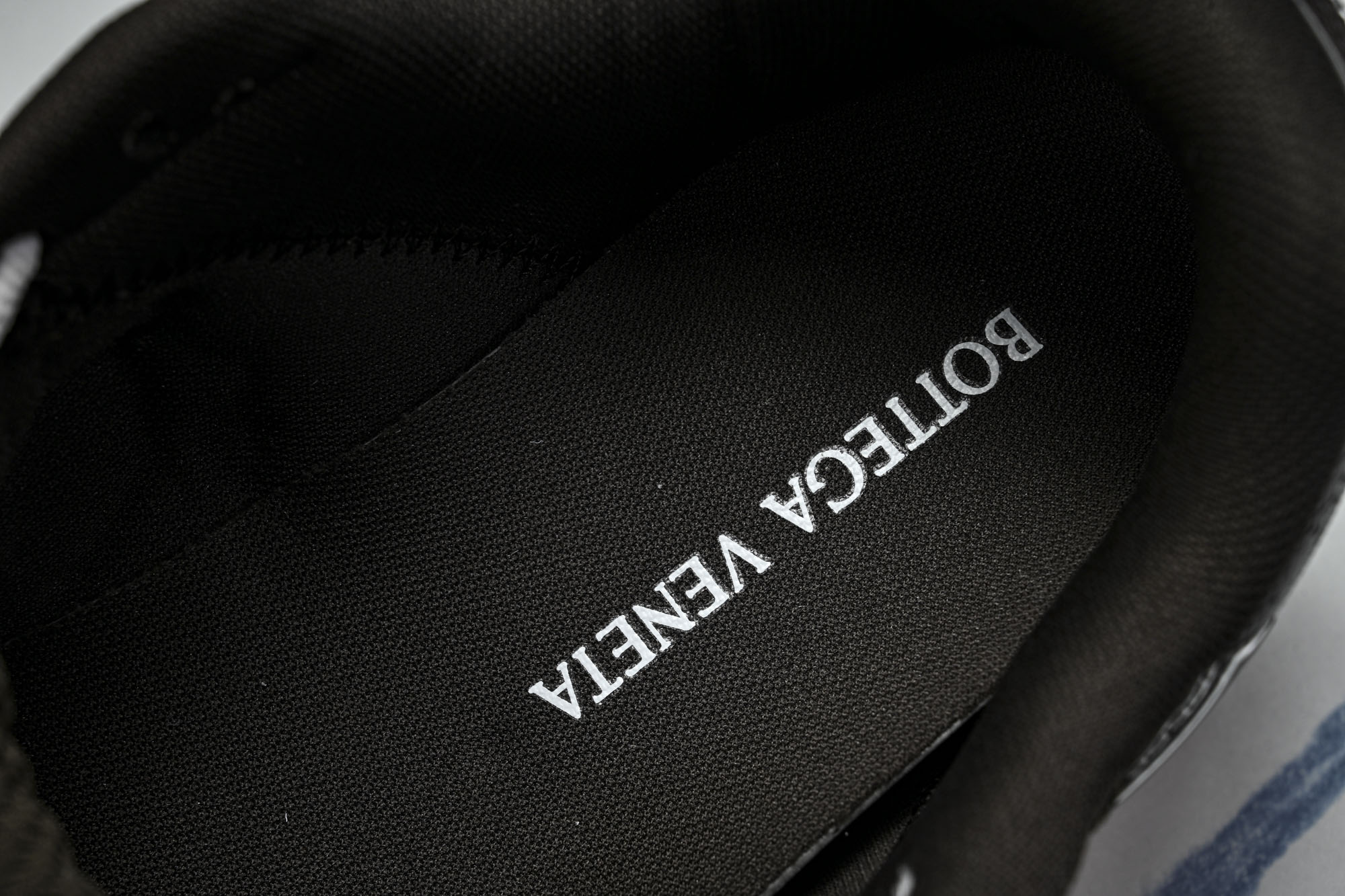 顶级 BOTTEGA VENETA (葆蝶家)男女 同款 Orbit 厚底透气网面休闲运动鞋 原版开发 原材料打造 还原
