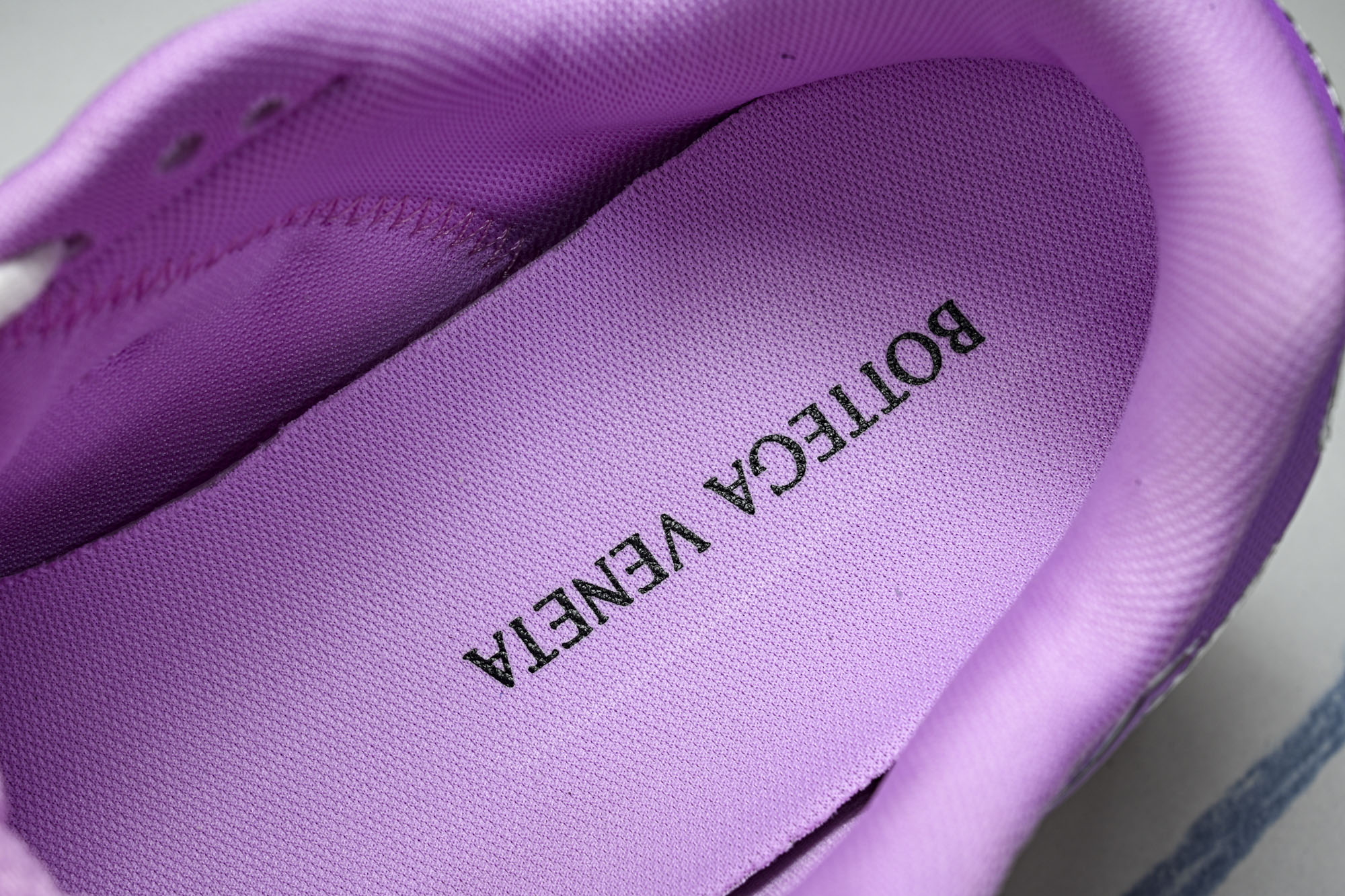 顶级 BOTTEGA VENETA (葆蝶家)男女 同款 Orbit 厚底透气网面休闲运动鞋 原版开发 原材料打造 还原