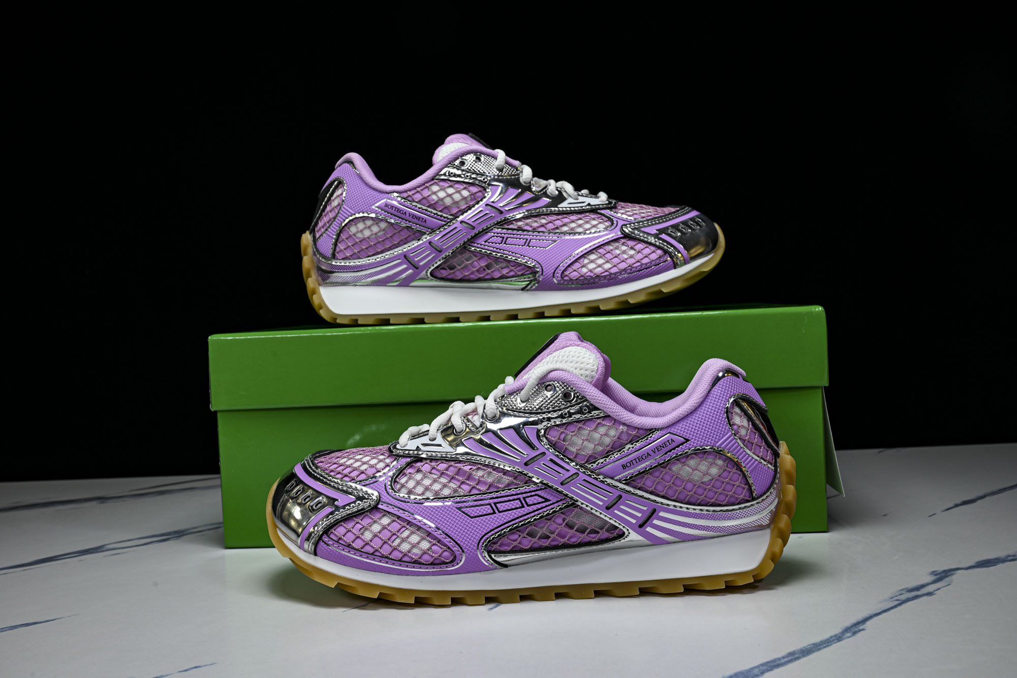 顶级 BOTTEGA VENETA (葆蝶家)男女 同款 Orbit 厚底透气网面休闲运动鞋 原版开发 原材料打造 还原
