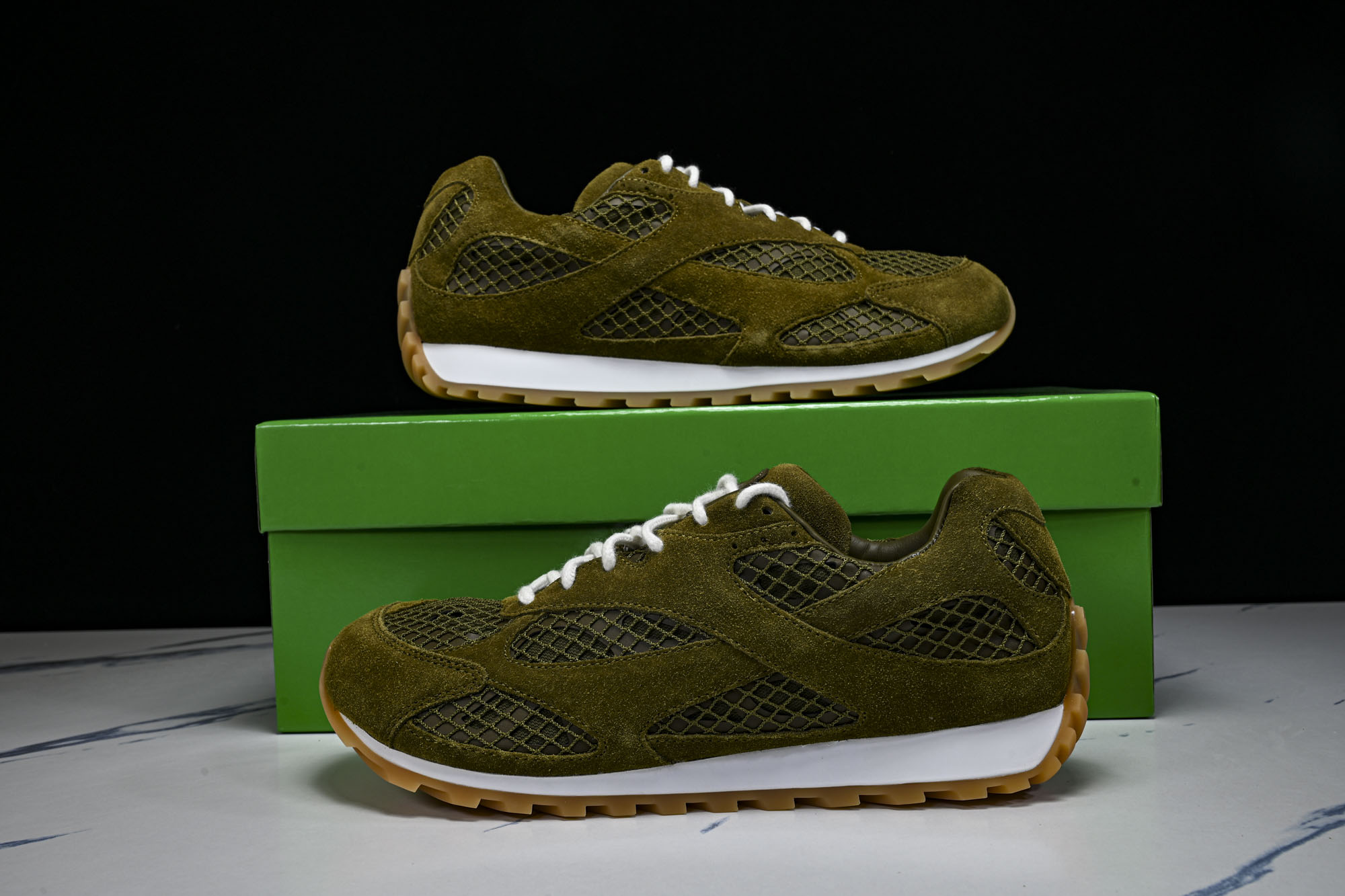 顶级 BOTTEGA VENETA (葆蝶家)男女 同款 Orbit 厚底透气网面休闲运动鞋 原版开发 原材料打造 还原