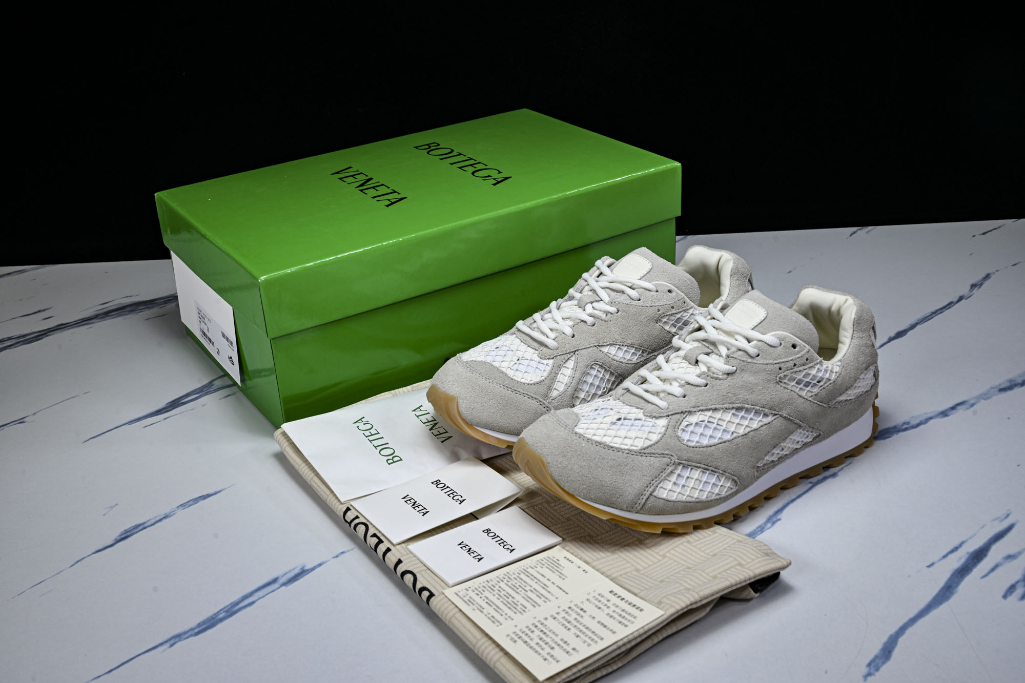 顶级 BOTTEGA VENETA (葆蝶家)男女 同款 Orbit 厚底透气网面休闲运动鞋 原版开发 原材料打造 还原