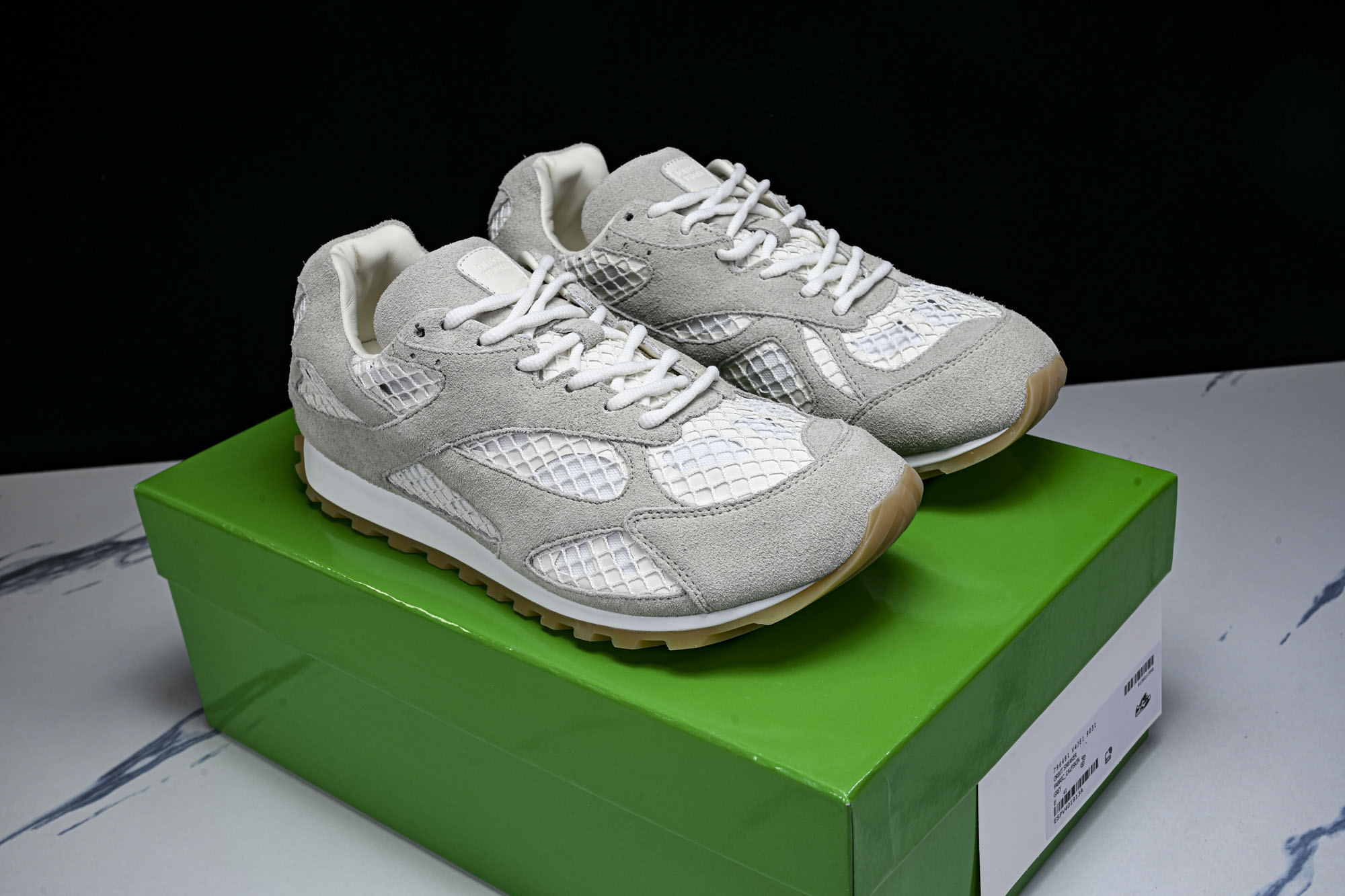 顶级 BOTTEGA VENETA (葆蝶家)男女 同款 Orbit 厚底透气网面休闲运动鞋 原版开发 原材料打造 还原