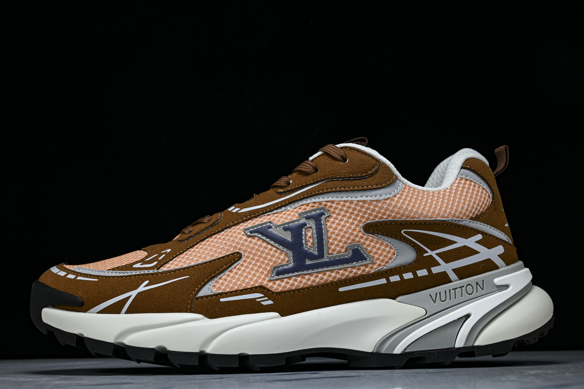纯原 Louis Vuitton_路易威登男鞋新款运动休闲鞋网眼透气跑步鞋 #YZ000 配送专柜精美包装🛍📦 ✔️面料 纯原 Louis Vuitton_路易威登男鞋新款运动休闲鞋网眼透气跑步鞋 #YZ000 配送专柜精美包装🛍📦 ✔️面料