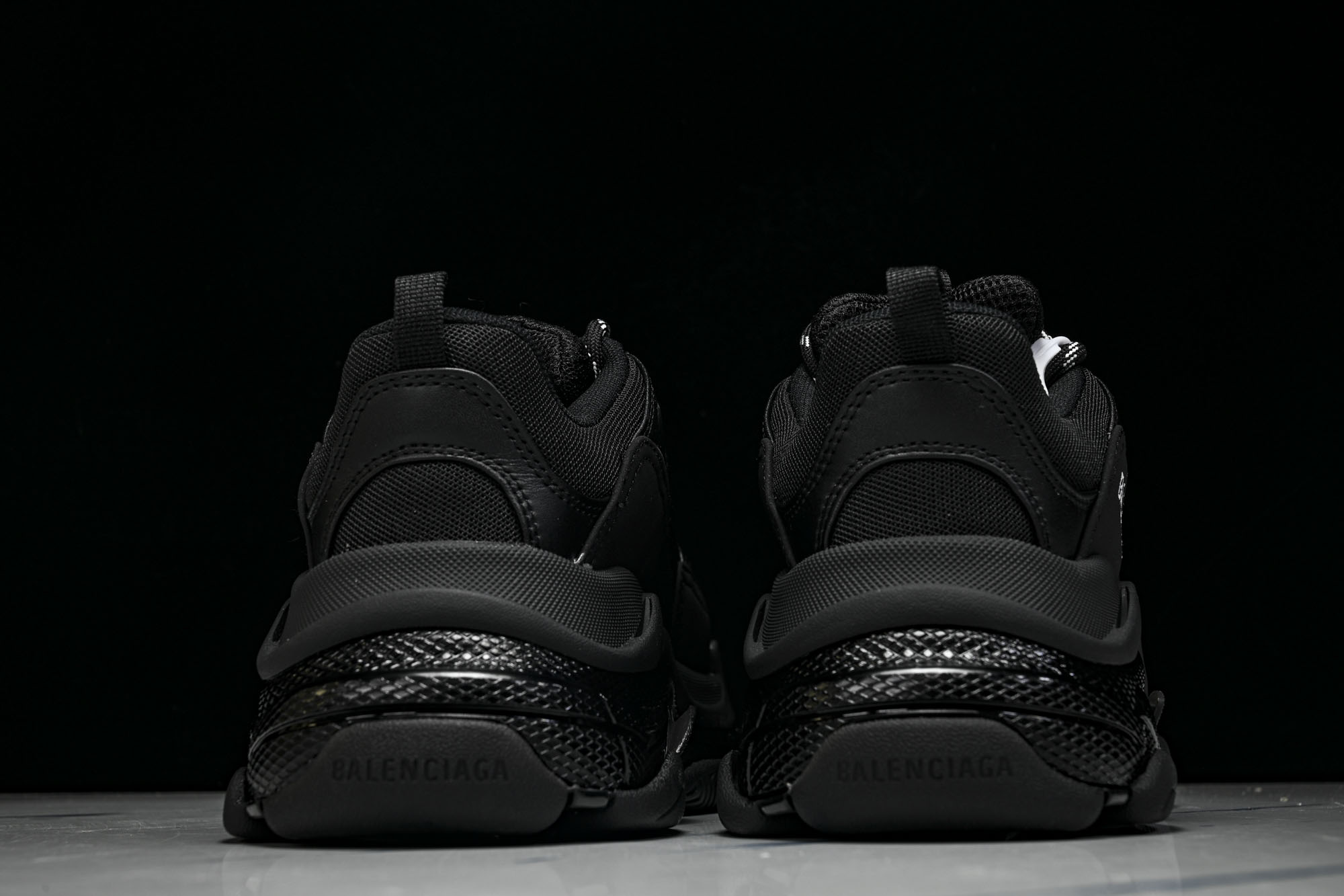 纯原 Balenciaga Triple S 3.0 巴黎世家三代复古休闲跑鞋 全组合氮气水晶大底W1FB3-1001 