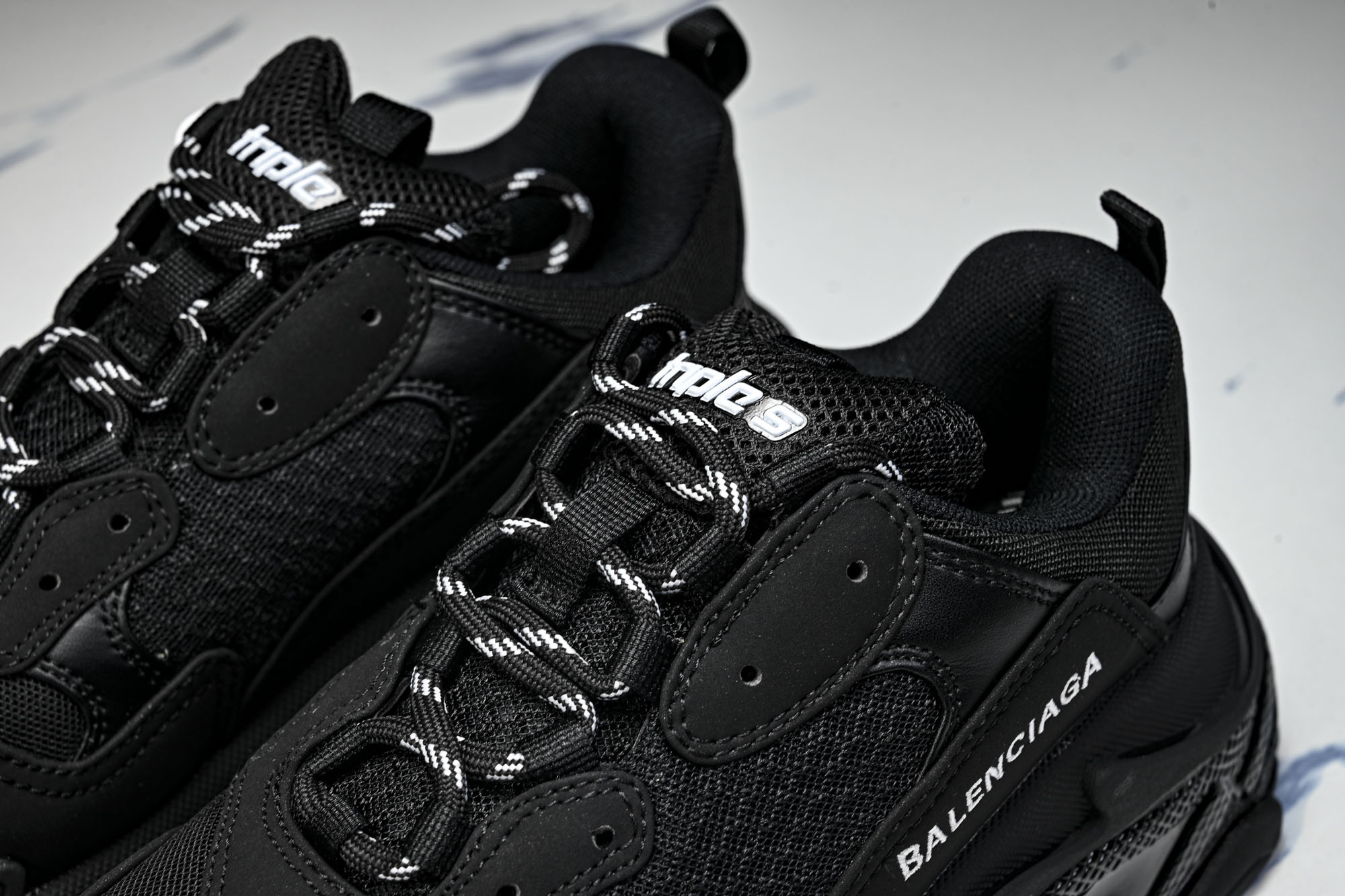 纯原 Balenciaga Triple S 3.0 巴黎世家三代复古休闲跑鞋 全组合氮气水晶大底W1FB3-1001 