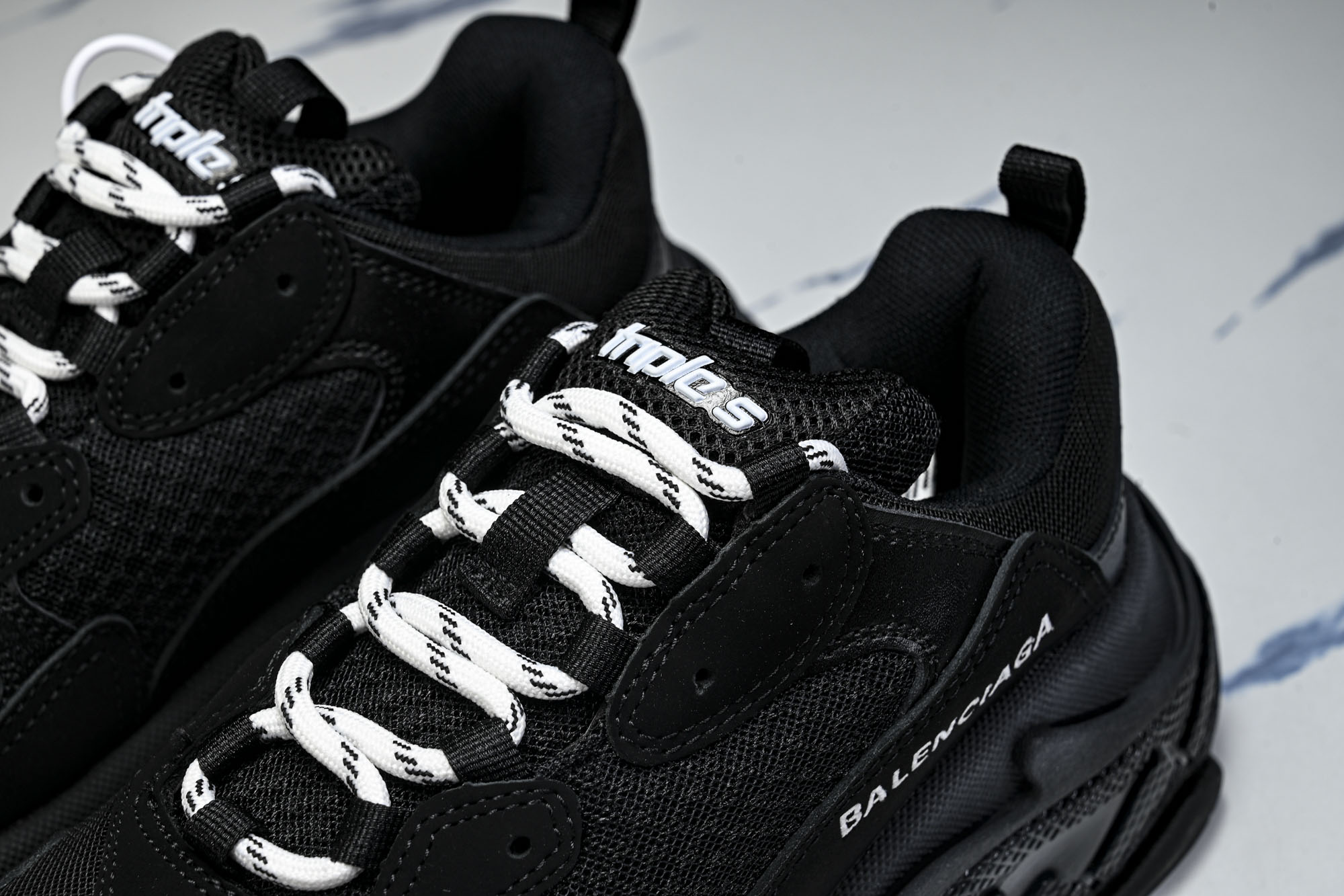 纯原 Balenciaga Triple S 3.0 巴黎世家三代复古休闲跑鞋 全组合氮气水晶大底W2FB1-1000 