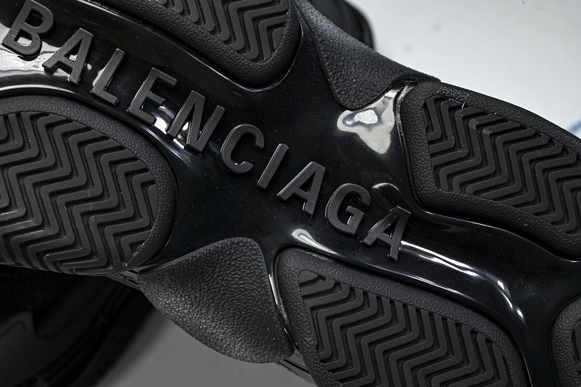 纯原 Balenciaga Triple S 3.0 巴黎世家三代复古休闲跑鞋 全组合氮气水晶大底W2FB1-1000 