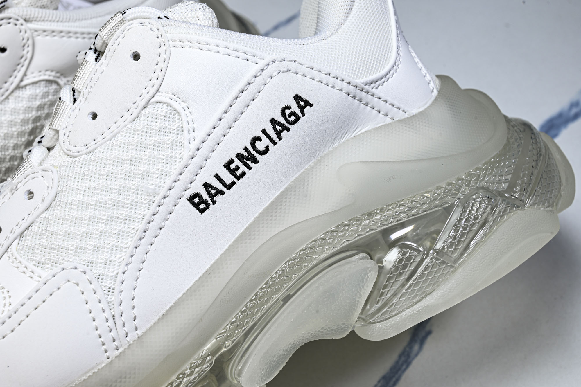 纯原 Balenciaga Triple S 3.0 巴黎世家三代复古休闲跑鞋 全组合氮气水晶大底W2FB1-9000 