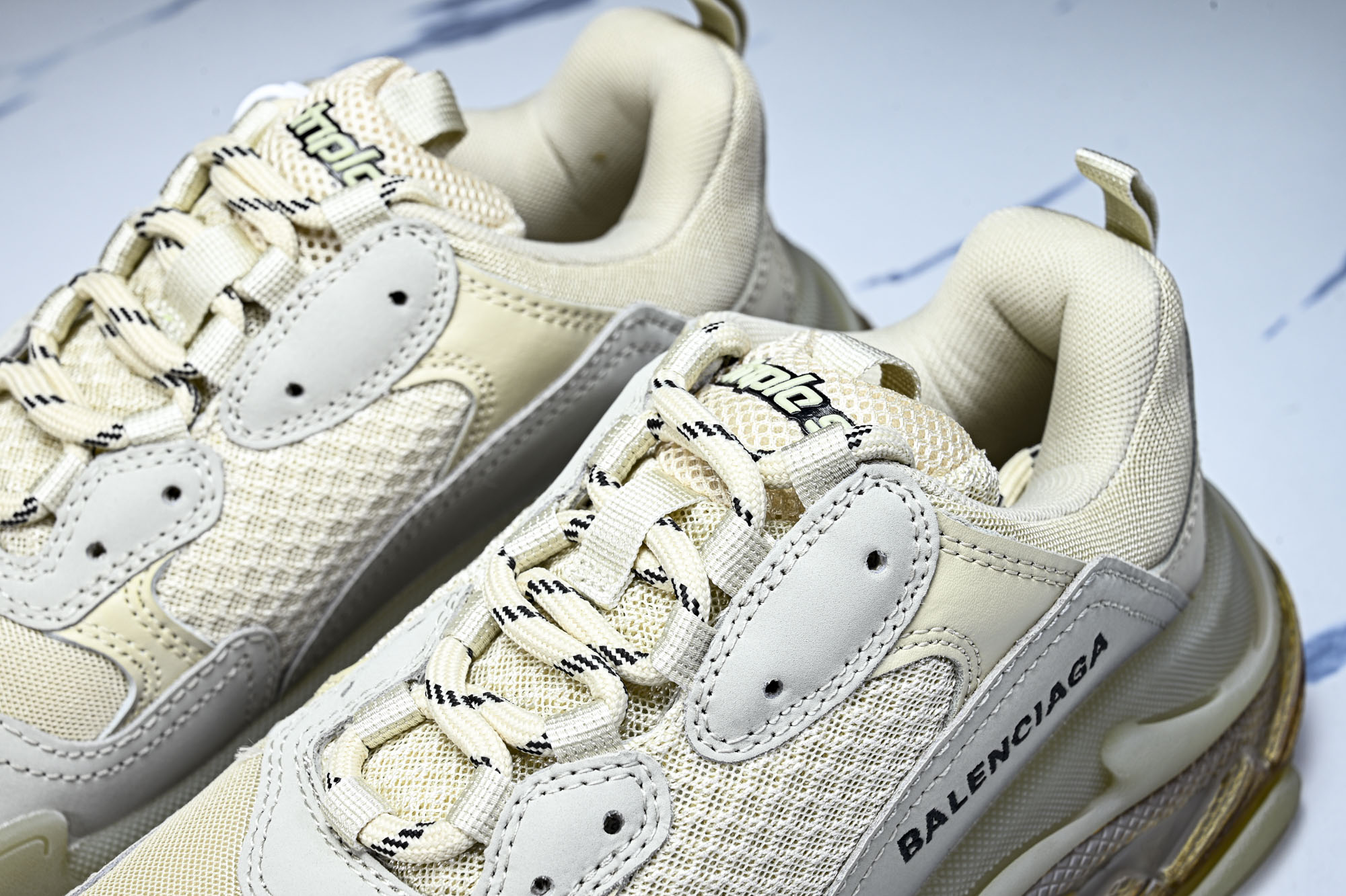 纯原 Balenciaga Triple S 3.0 巴黎世家三代复古休闲跑鞋 全组合氮气水晶大底W2FB1-9005 