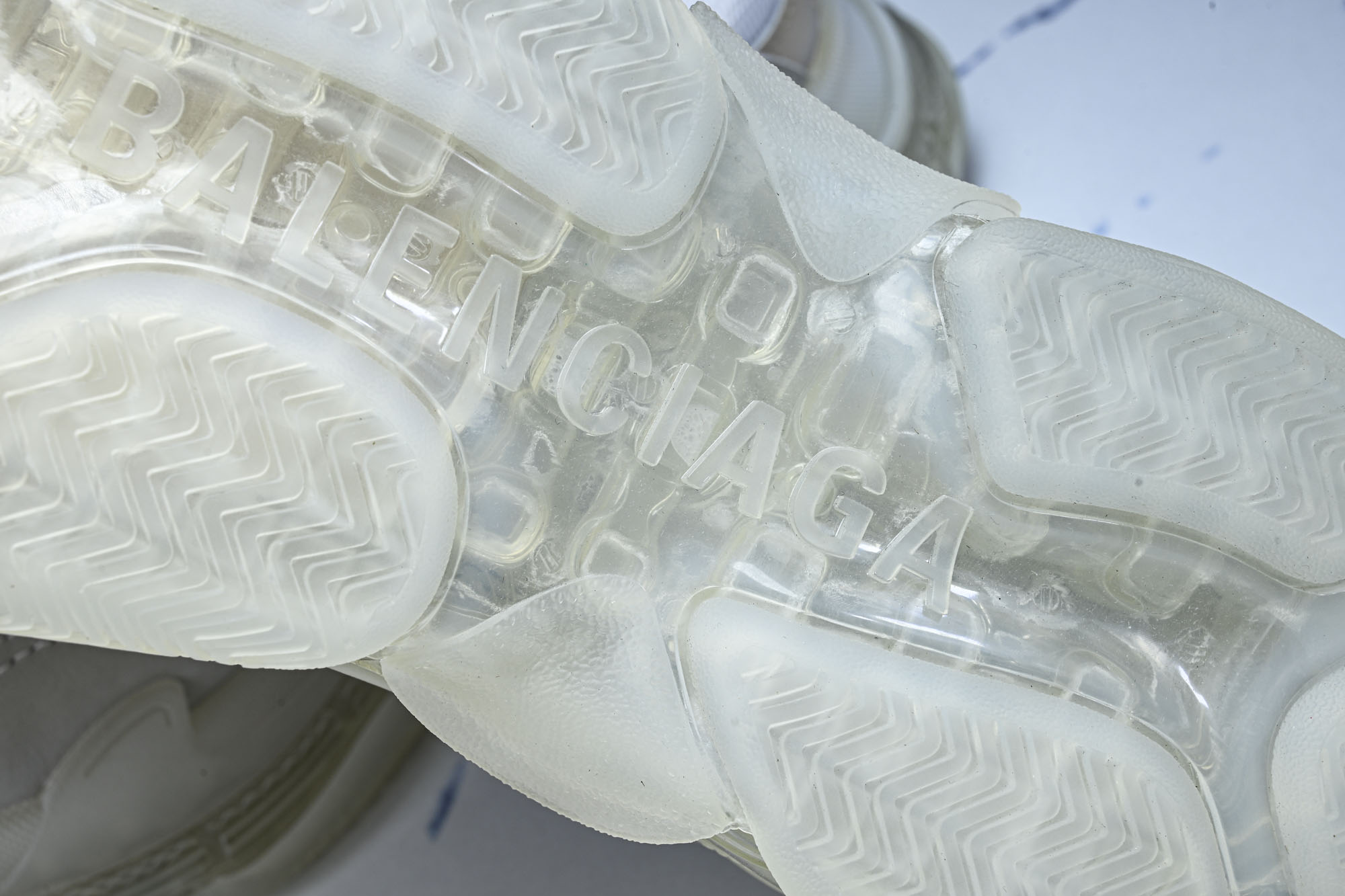 纯原 Balenciaga Triple S 3.0 巴黎世家三代复古休闲跑鞋 全组合氮气水晶大底W09E1-9000 