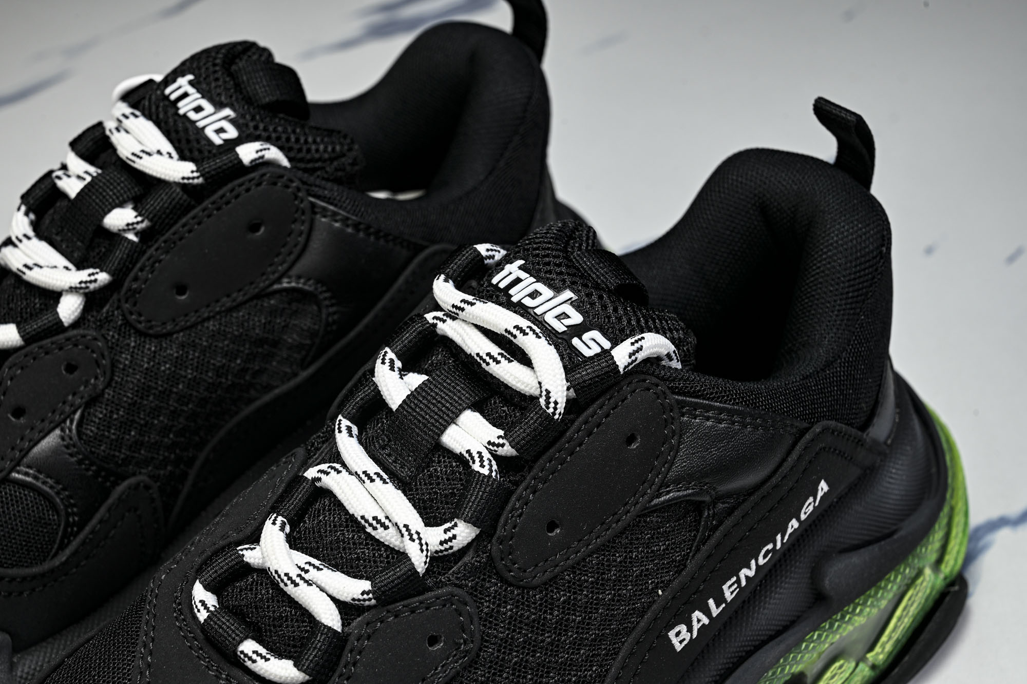 纯原 Balenciaga Triple S 3.0 巴黎世家三代复古休闲跑鞋 全组合氮气水晶大底W09ON-1047 