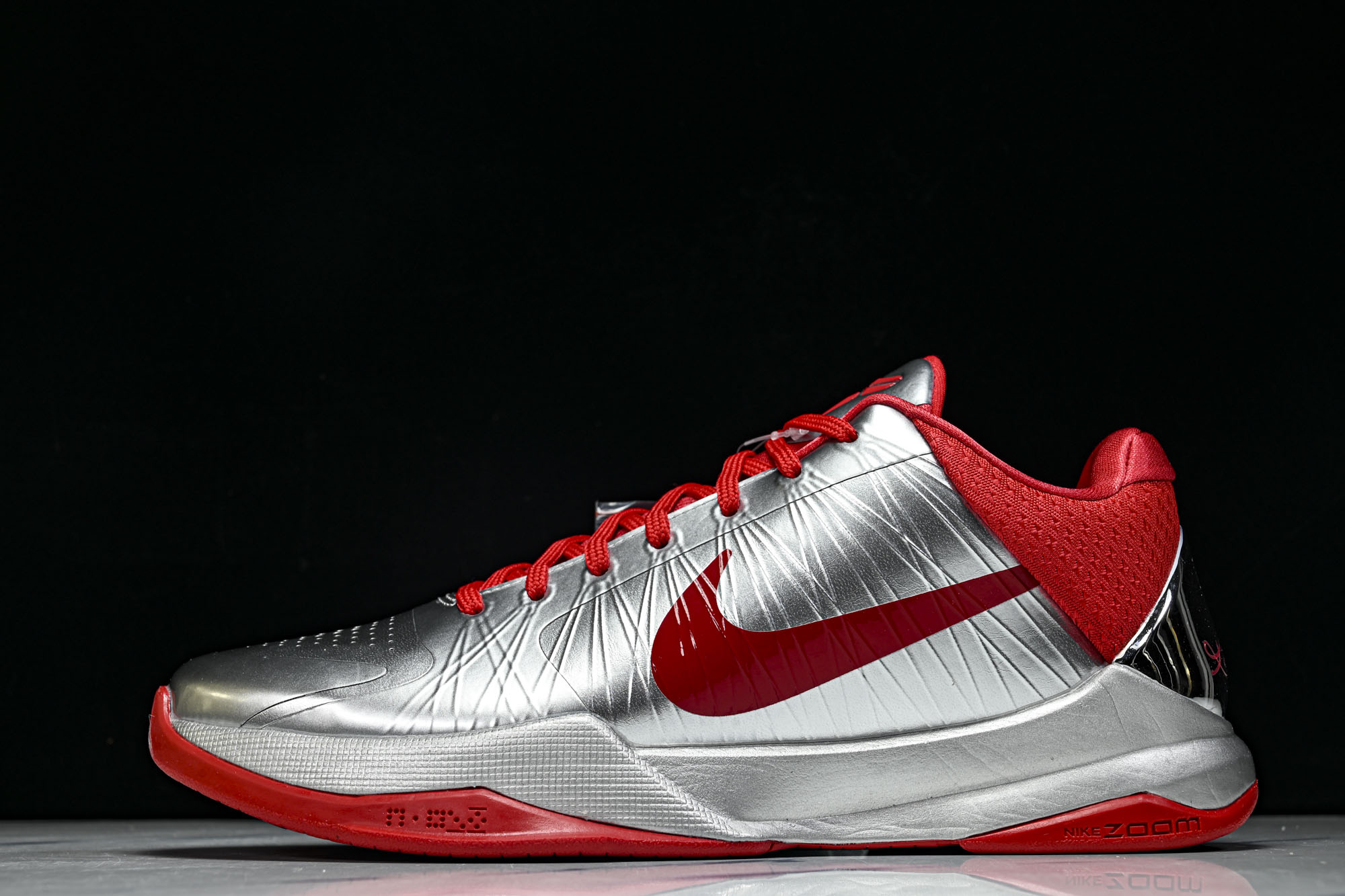Nike Zoom Kobe 5 Chaos 科比5 男子实战篮球鞋IV2712-001 #YZ001-1 40 40. Nike Zoom Kobe 5 Chaos 科比5 男子实战篮球鞋IV2712-001 #YZ001-1 40 40.