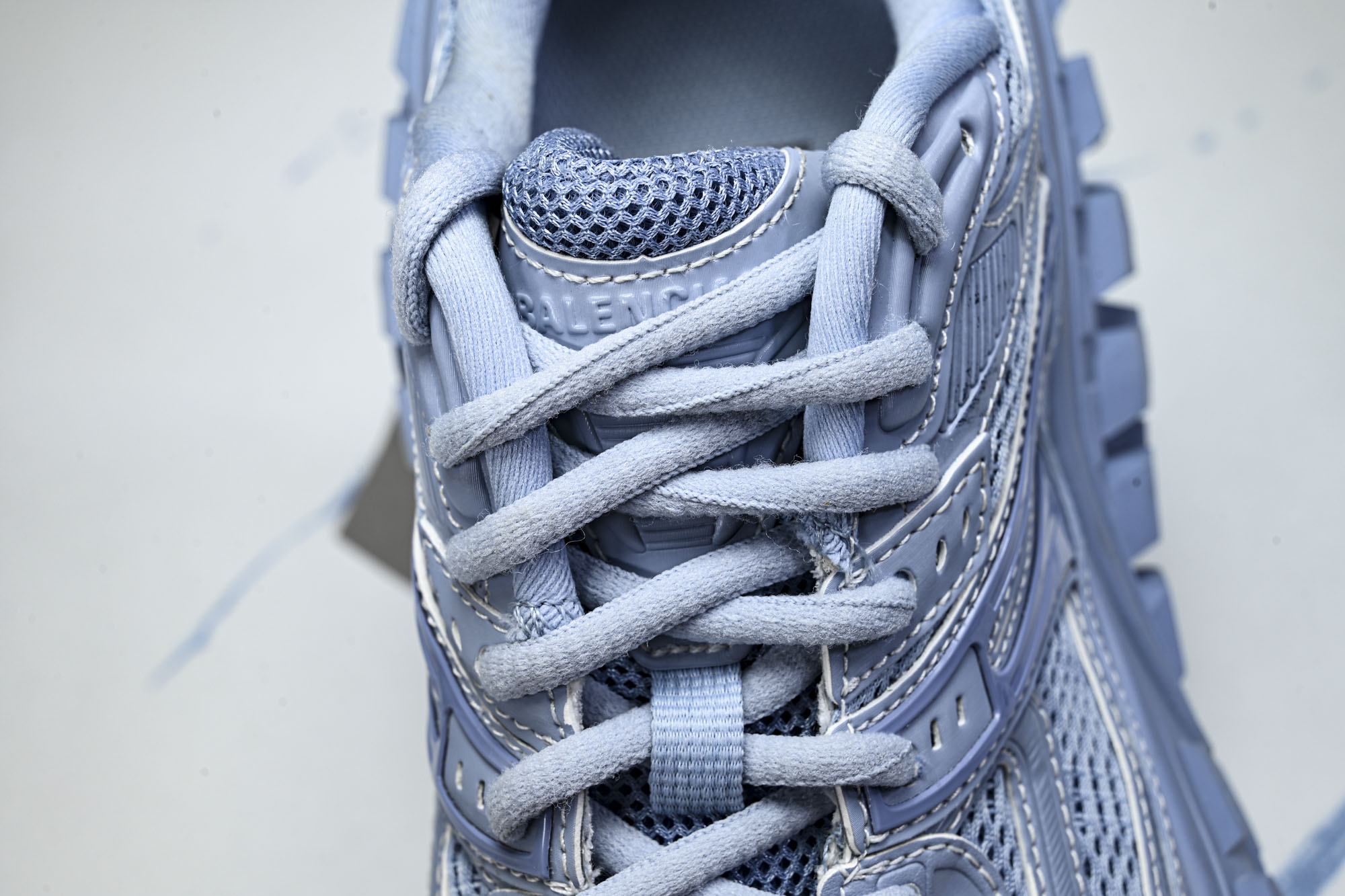 纯原 Balenciaga Defender Rubber Platform Sneakers 巴黎世家 轮胎鞋 浅蓝W