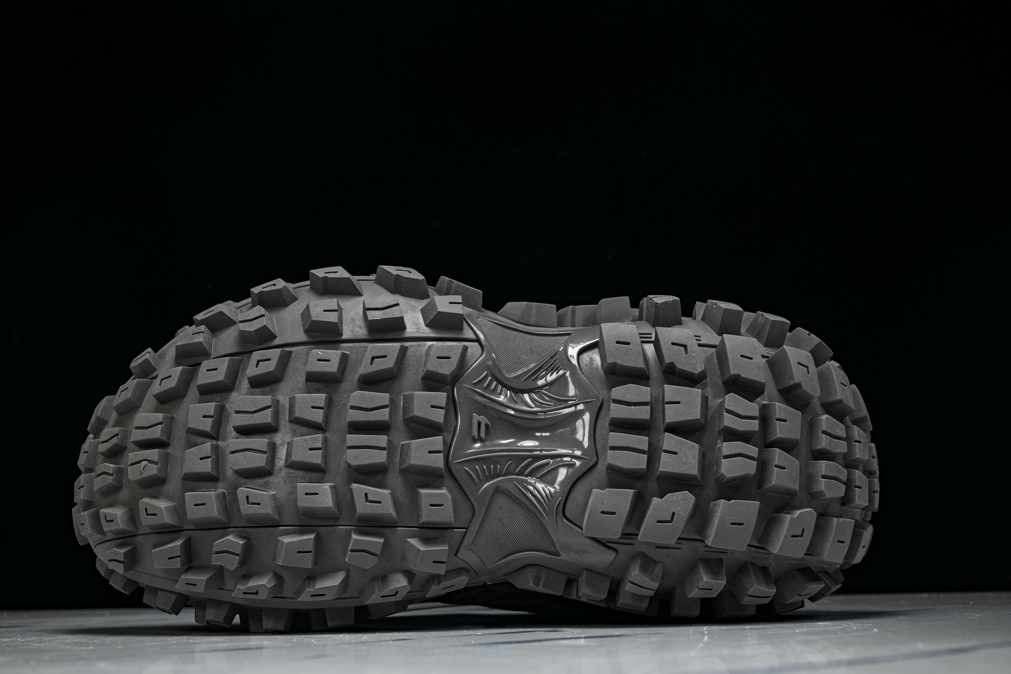 纯原 Balenciaga Defender Rubber Platform Sneakers 巴黎世家 轮胎鞋 深棕色