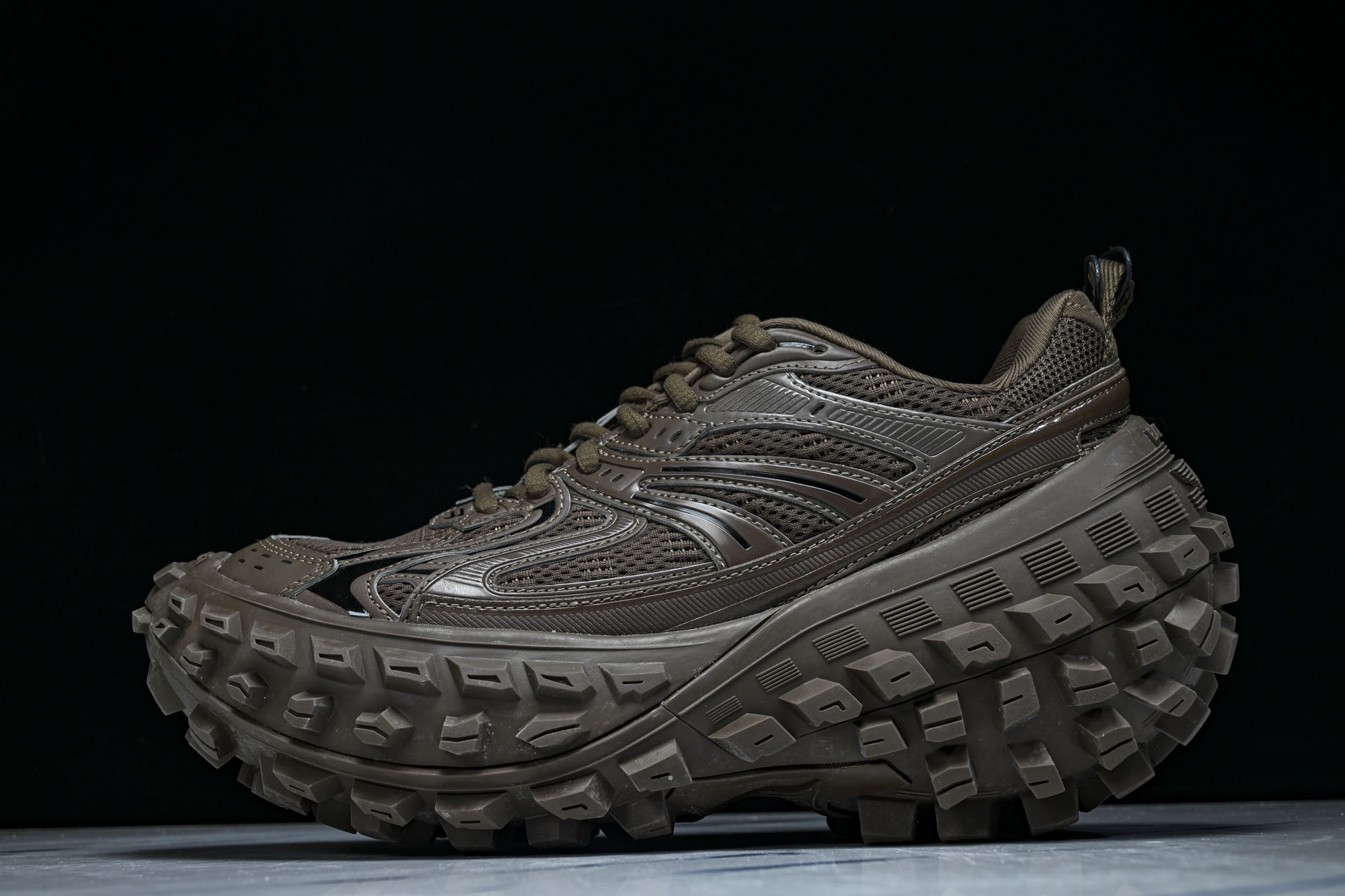 纯原 Balenciaga Defender Rubber Platform Sneakers 巴黎世家 轮胎鞋 深棕色 纯原 Balenciaga Defender Rubber Platform Sneakers 巴黎世家 轮胎鞋 深棕色