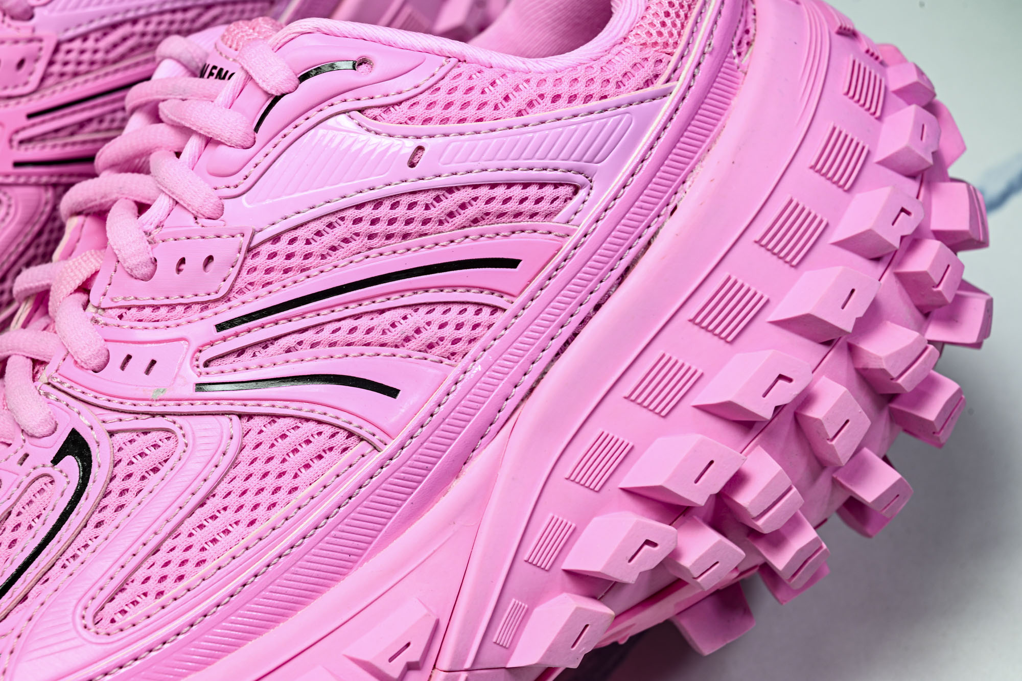 纯原 Balenciaga Defender Rubber Platform Sneakers 巴黎世家 轮胎鞋 粉色 