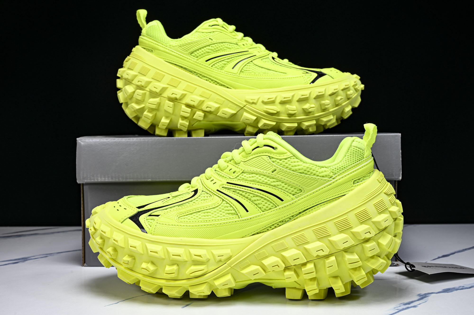 纯原 Balenciaga Defender Rubber Platform Sneakers 巴黎世家 轮胎鞋 荧光绿