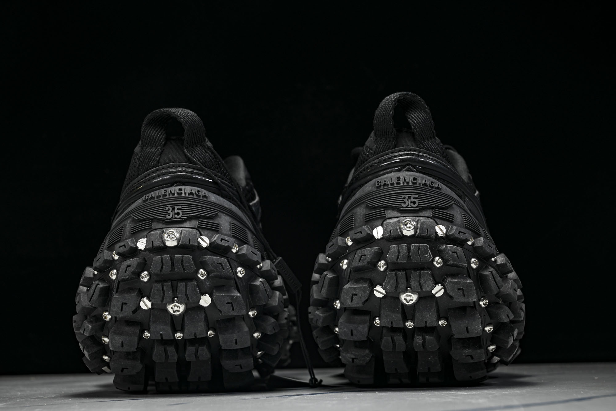 纯原 Balenciaga Defender Rubber Platform Sneakers 巴黎世家 轮胎鞋 黑色铆