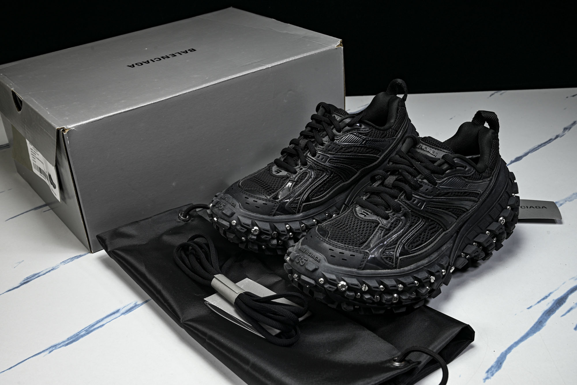 纯原 Balenciaga Defender Rubber Platform Sneakers 巴黎世家 轮胎鞋 黑色铆