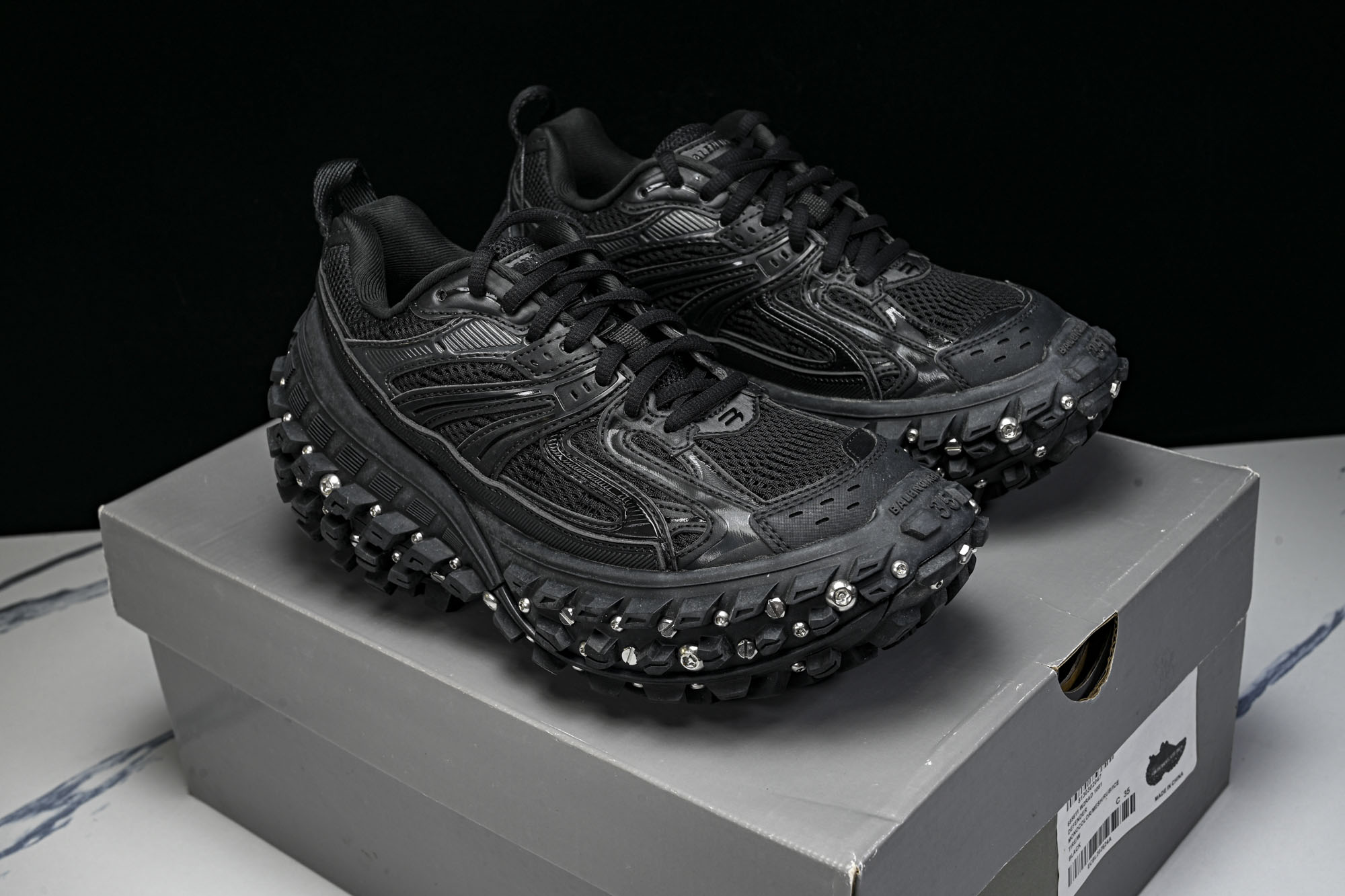 纯原 Balenciaga Defender Rubber Platform Sneakers 巴黎世家 轮胎鞋 黑色铆