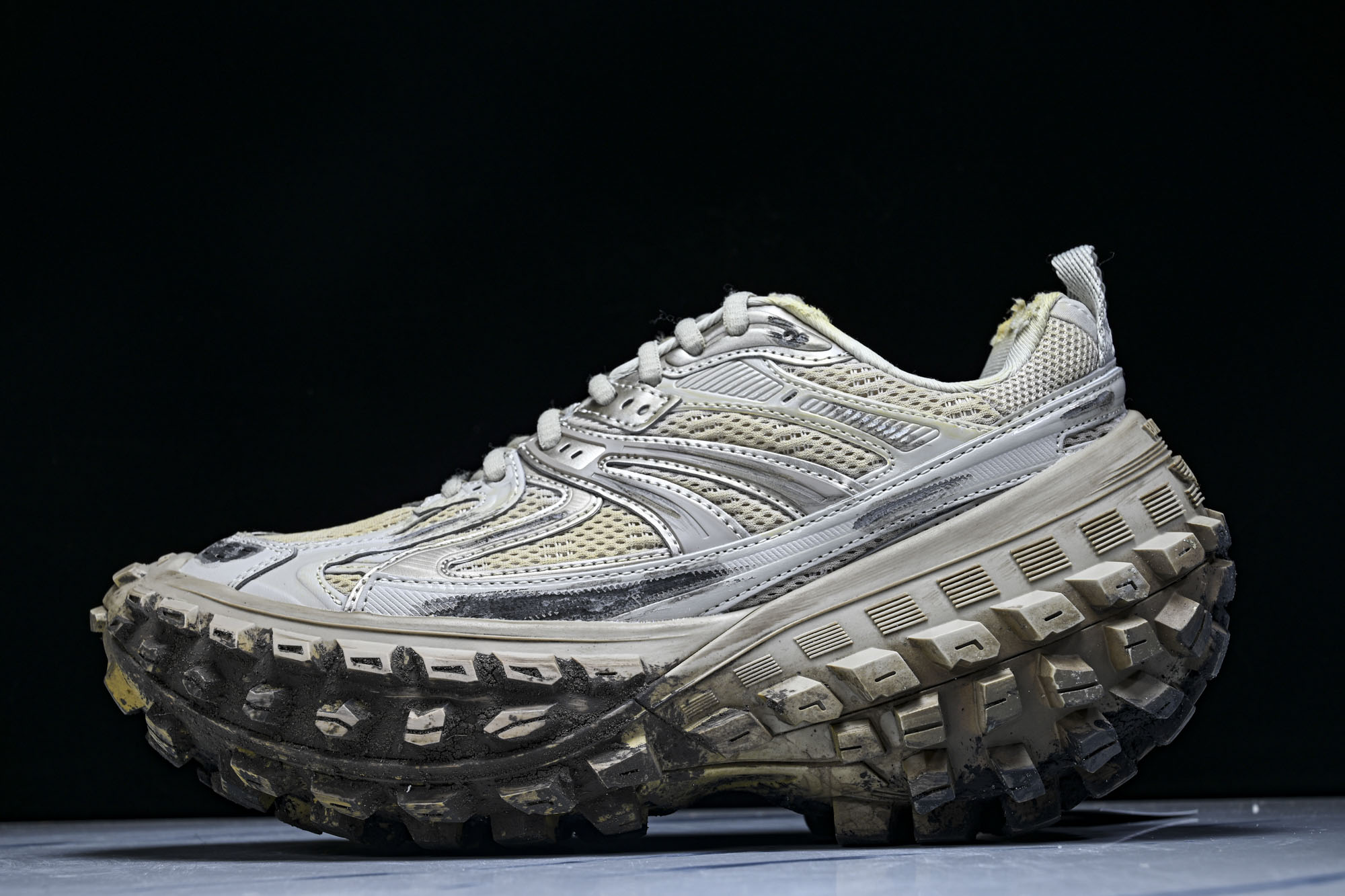 纯原Balenciaga Defender Rubber Platform Sneakers 巴黎世家 轮胎鞋淡棕泥染W 纯原Balenciaga Defender Rubber Platform Sneakers 巴黎世家 轮胎鞋淡棕泥染W