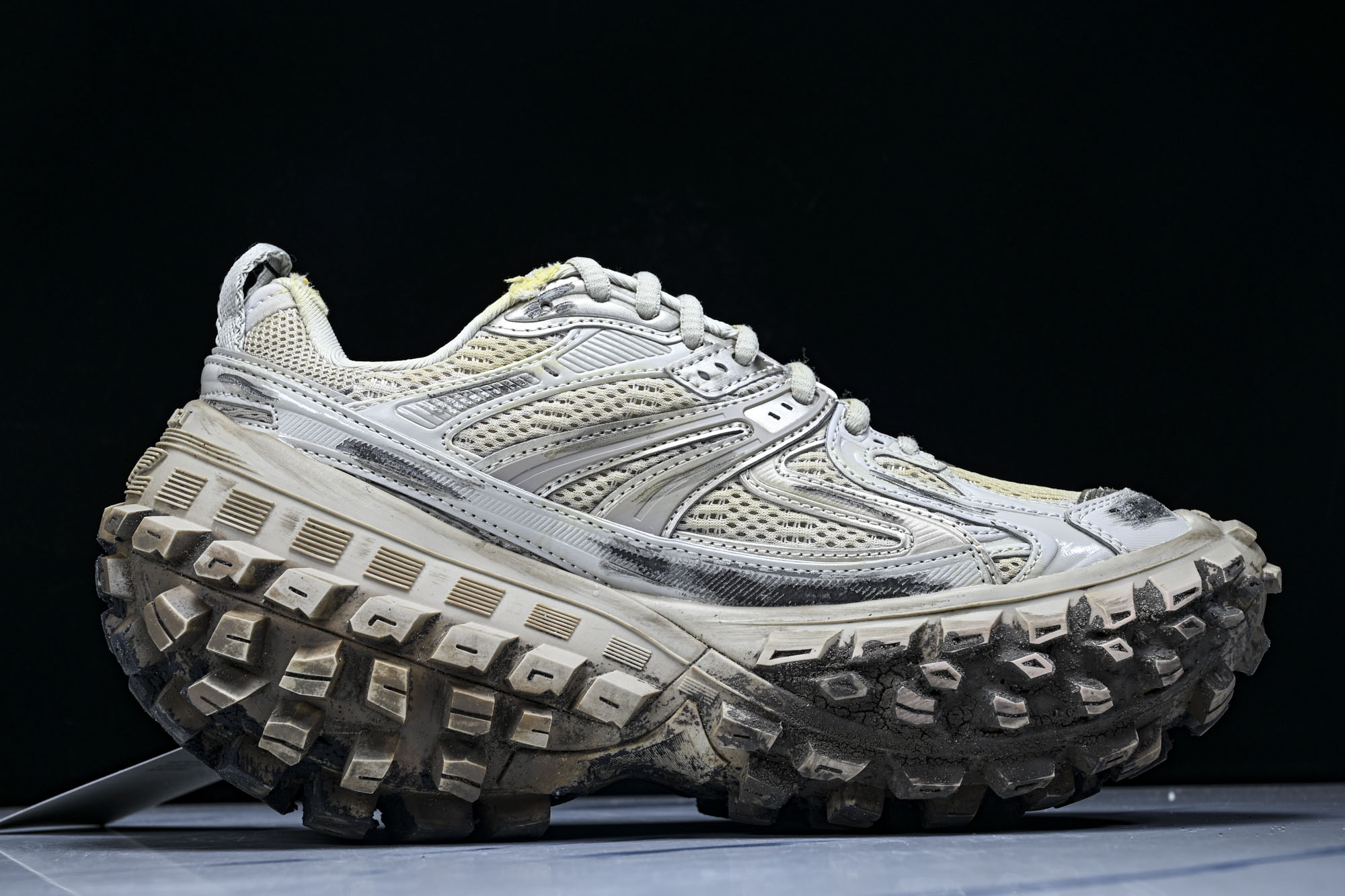 纯原Balenciaga Defender Rubber Platform Sneakers 巴黎世家 轮胎鞋淡棕泥染W