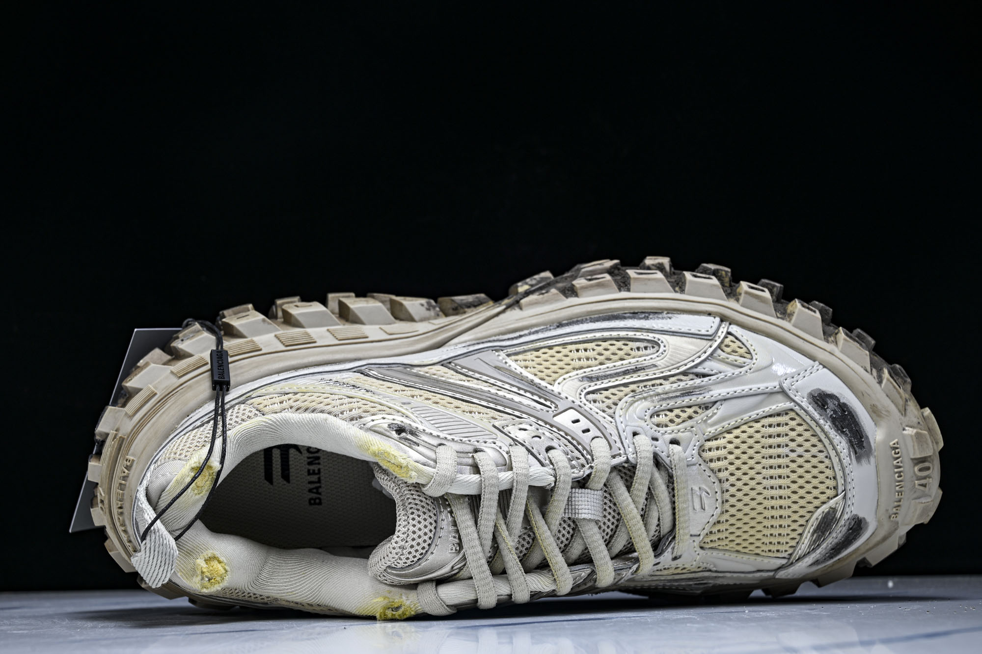 纯原Balenciaga Defender Rubber Platform Sneakers 巴黎世家 轮胎鞋淡棕泥染W