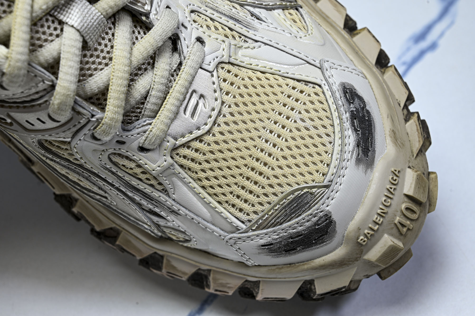 纯原Balenciaga Defender Rubber Platform Sneakers 巴黎世家 轮胎鞋淡棕泥染W