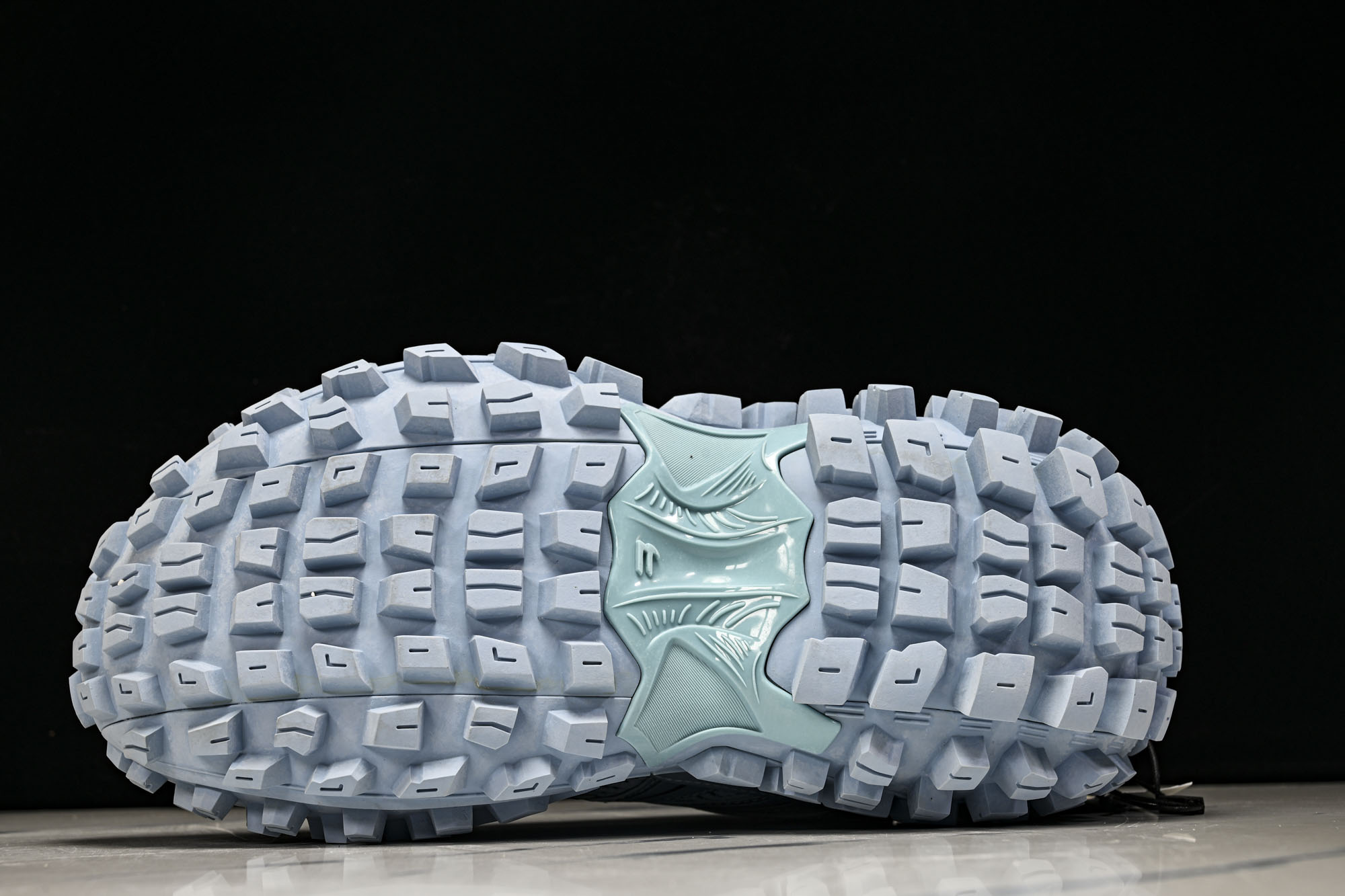 纯原Balenciaga Defender Rubber Platform Sneakers 巴黎世家 轮胎鞋蓝色W2R